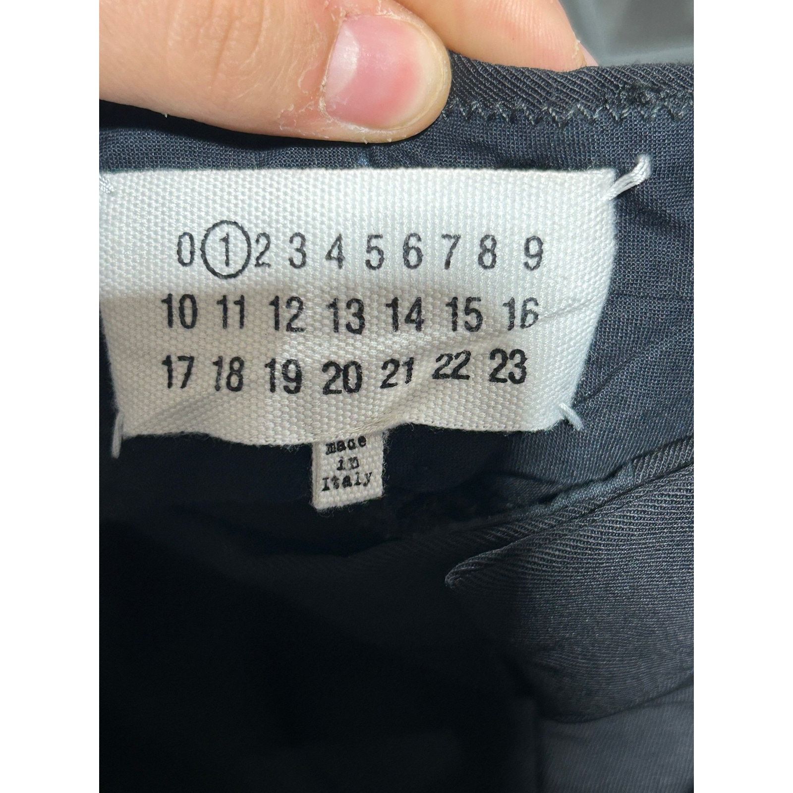 Maison Margiela MAISON MARGIELA CROPPED TROUSER SIZE 42 (US 32) PREOWNED Size US 32 / EU 48 - 3 Thumbnail
