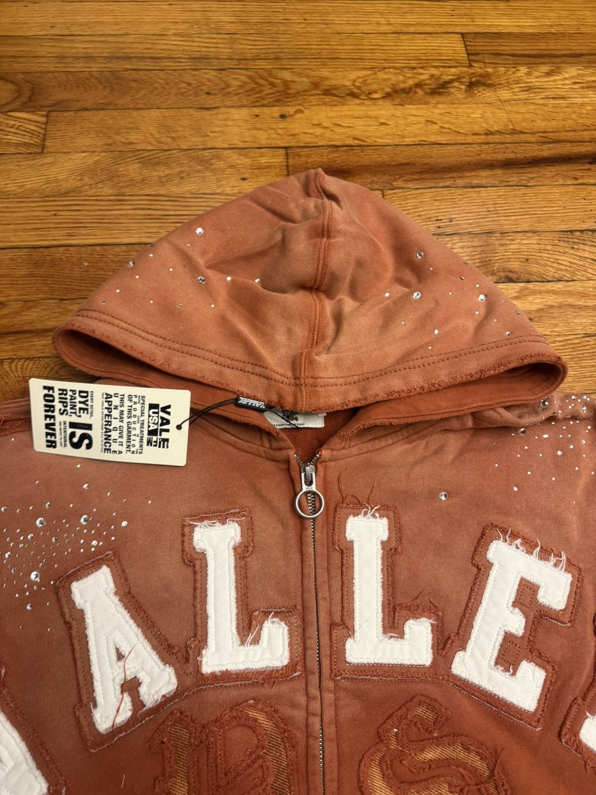 Vale Vale Valley Dreams Orange Classico Zip Up Hoodie Size Medium Size US M / EU 48-50 / 2 - 5 Thumbnail