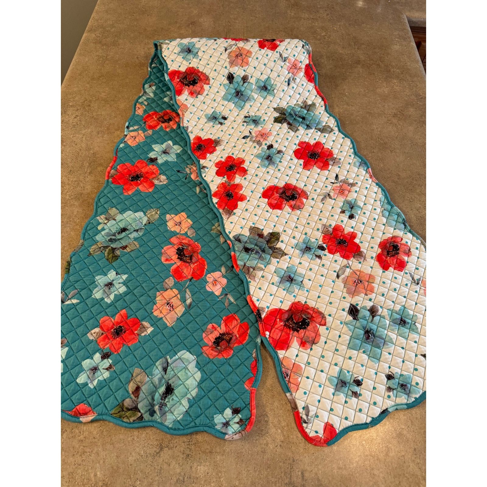 Other Pioneer Woman Vintage Spring Blossom 68x14 Reversible Size ONE SIZE - 1 Preview