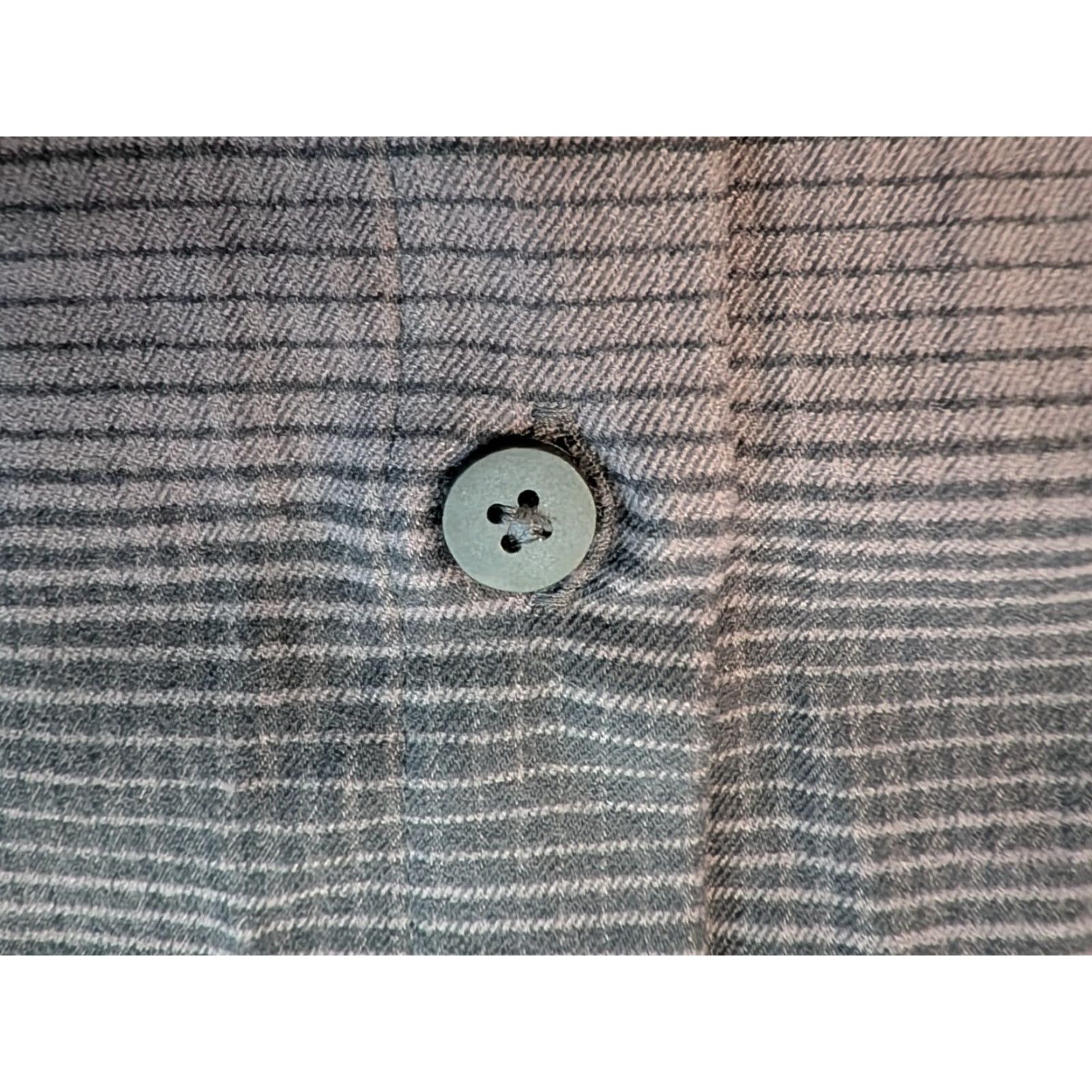 Lululemon Lululemon Mason Peaks Flannel Shirt Mens M Long Sleeve Wrinkle Free Quick Dry EUC Multicolor Plaid Button-Up Casual/Business/Travel Size US M / EU 48-50 / 2 - 6 Thumbnail