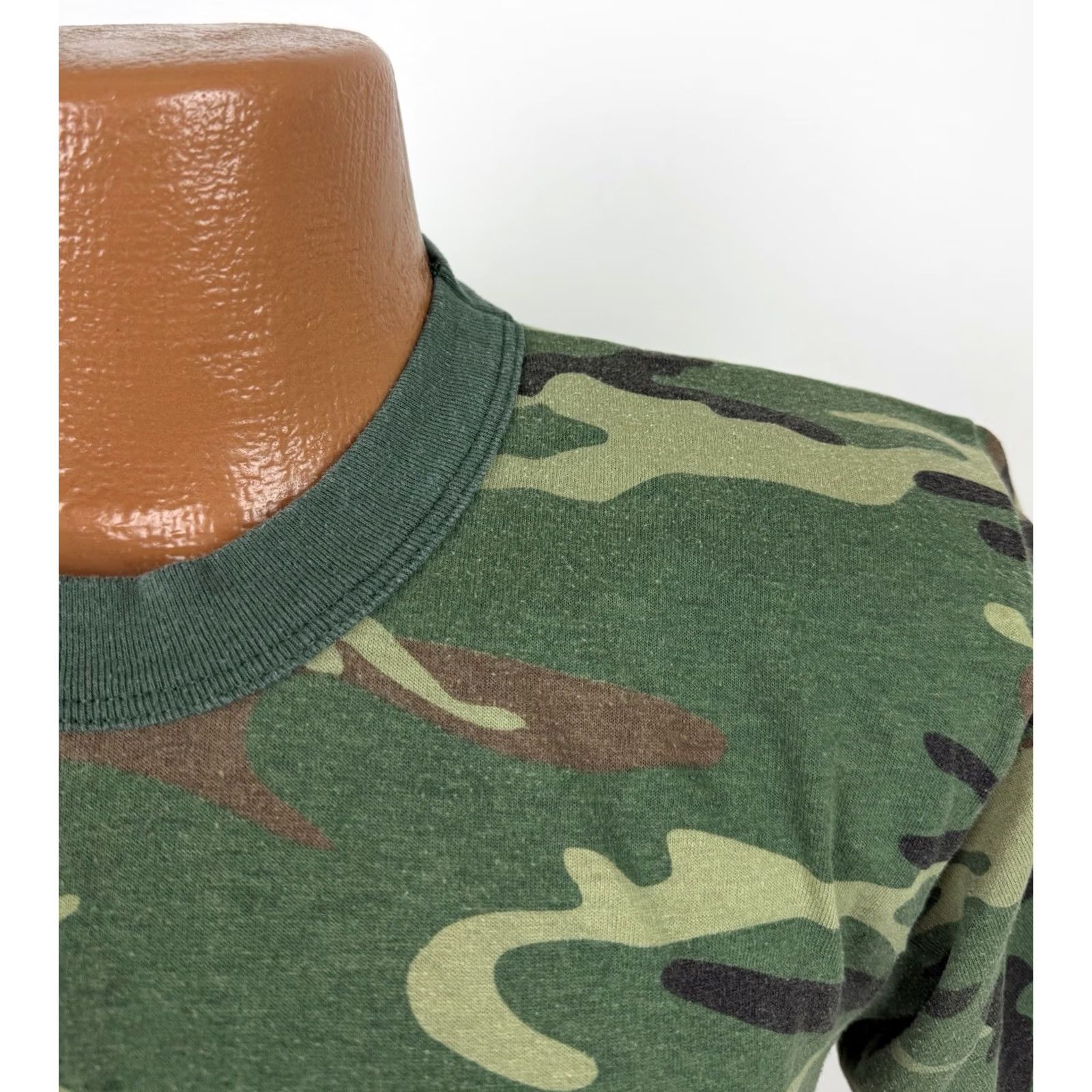 Rothco VINTAGE Rothco Camouflage Shirt Mens M T-Shirt 90s Y2K Green Cotton Blend Jersey Short Sleeve Crew Neck Mens Size US M / EU 48-50 / 2 - 4 Thumbnail