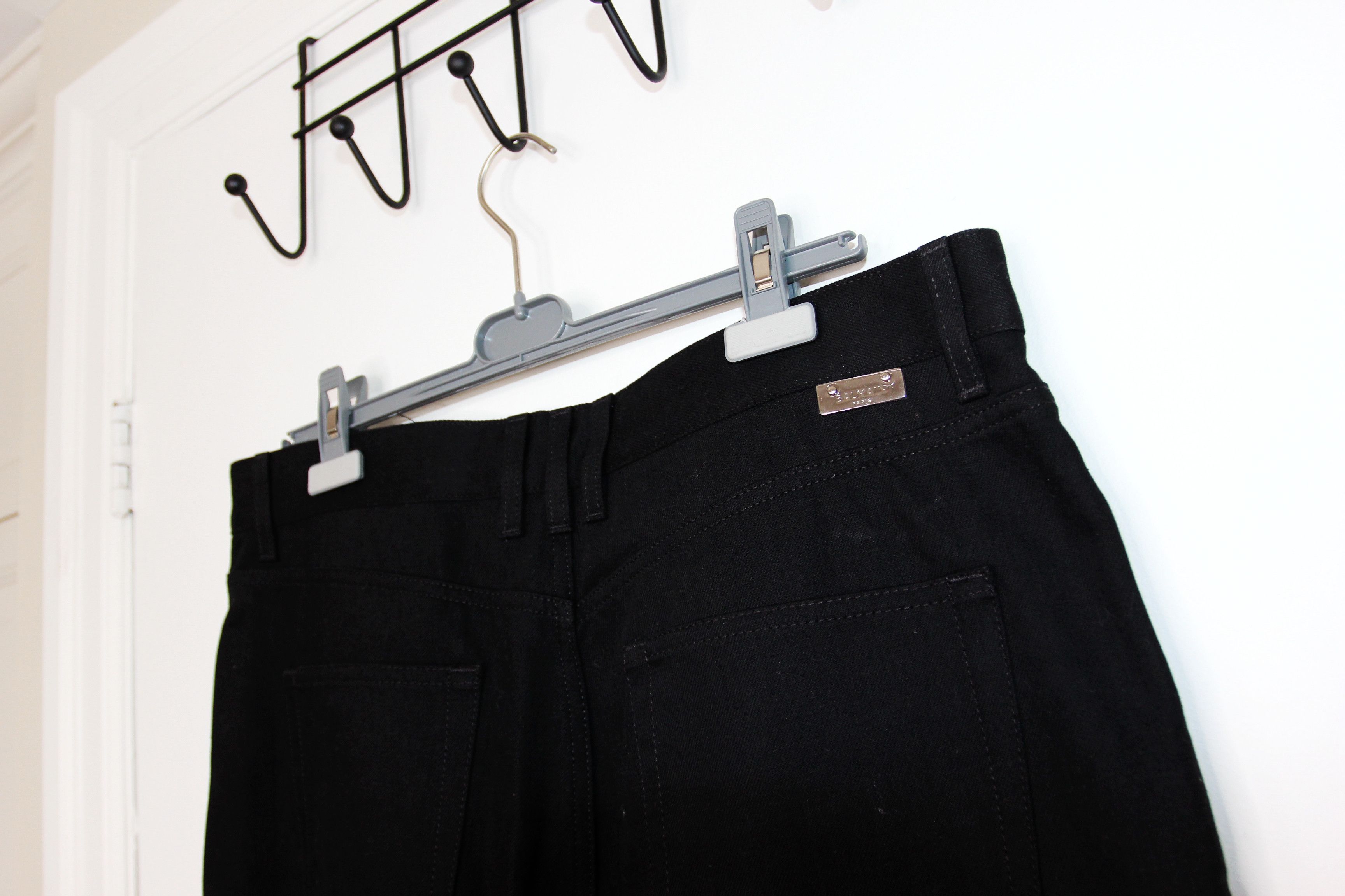 Balmain BNWT AW23 BALMAIN STRAIGHT LEG RHINESTONES JEANS 36 Size US 36 / EU 52 - 6 Thumbnail