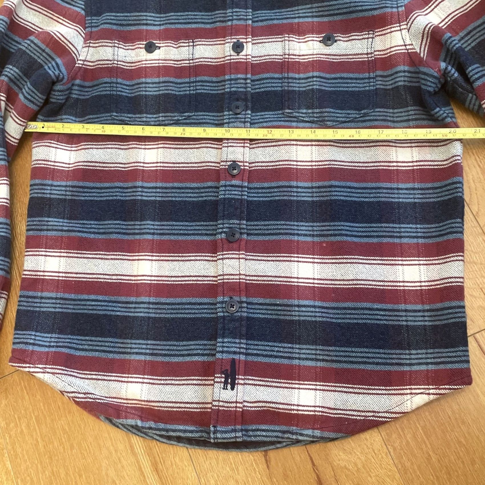 johnnie-O johnnie-O Mens Surf Flannel Shirt Small Blue Striped Button-Up Collar Regular XS? Note: Size is S, not XS. Size US S / EU 44-46 / 1 - 5 Thumbnail