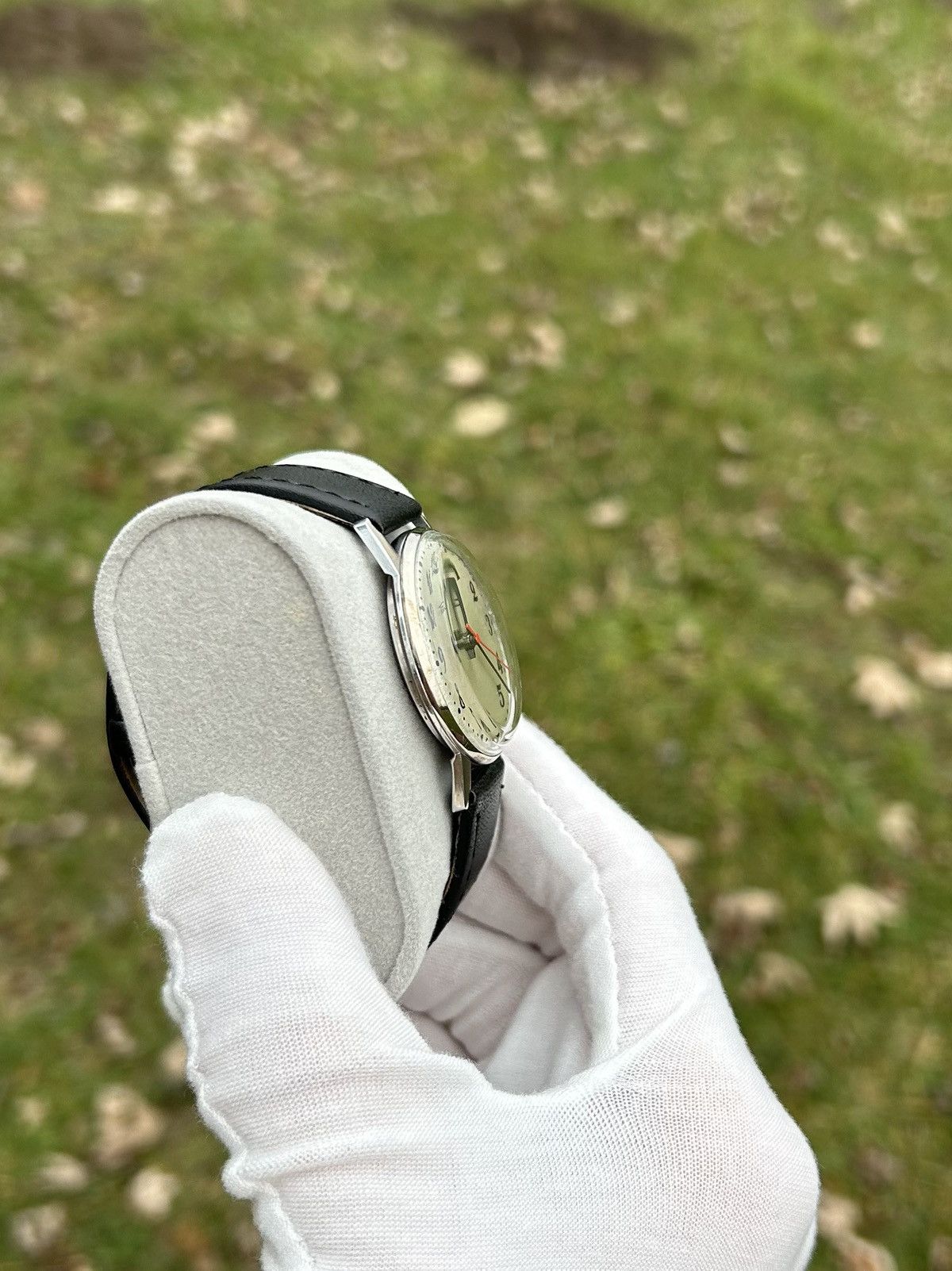 Vintage Vintage Watch Raketa Mechanical Made in USSR Authentic 1980s Size ONE SIZE - 15 Thumbnail