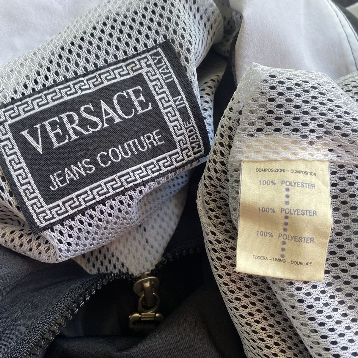 Versace Jeans Couture 1990s VERSACE Boxy Oversize Sweater MIKE TYSON ERA Size US XL / EU 56 / 4 - 9 Thumbnail