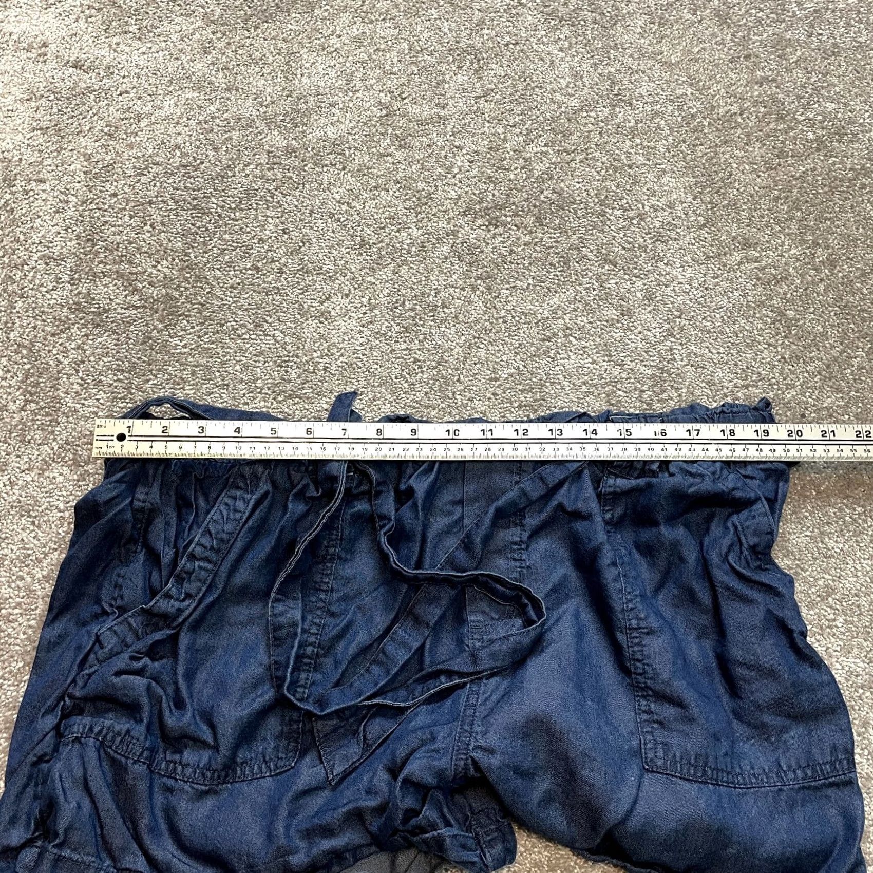 Vintage Time and Tru Paperbag Shorts Womens 20 XXL Blue Chambray Belted Lyocell Stretch Size 42" / US 20 - 4 Thumbnail