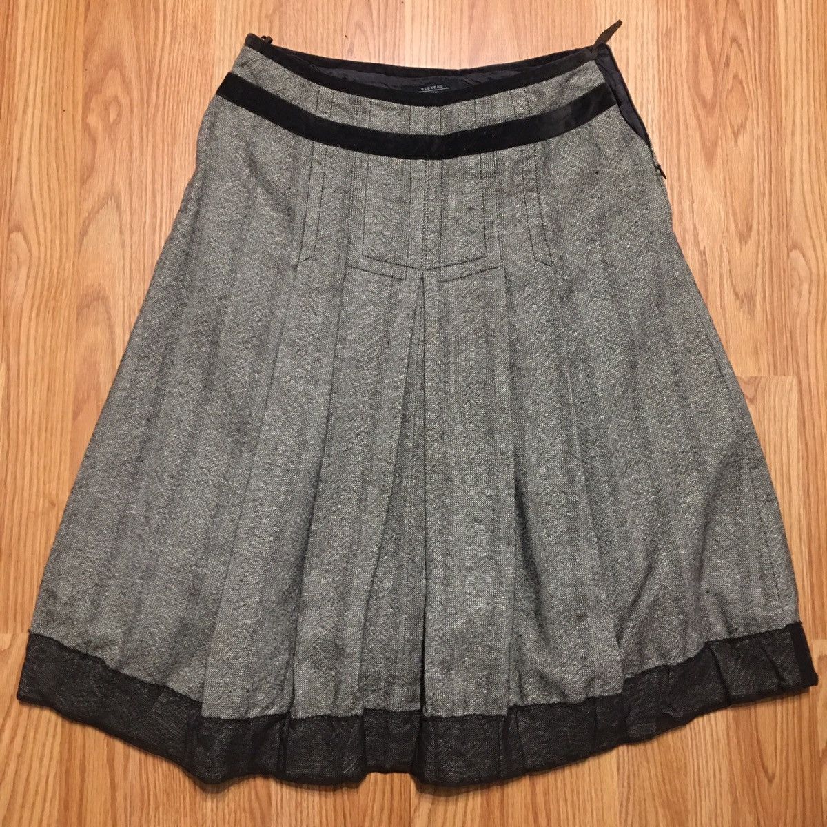 Max Mara Max Mara Weekend Pleated Wool Silk Skirt US 8 EU 40 Size 28" / US 6 / IT 42 - 7 Thumbnail