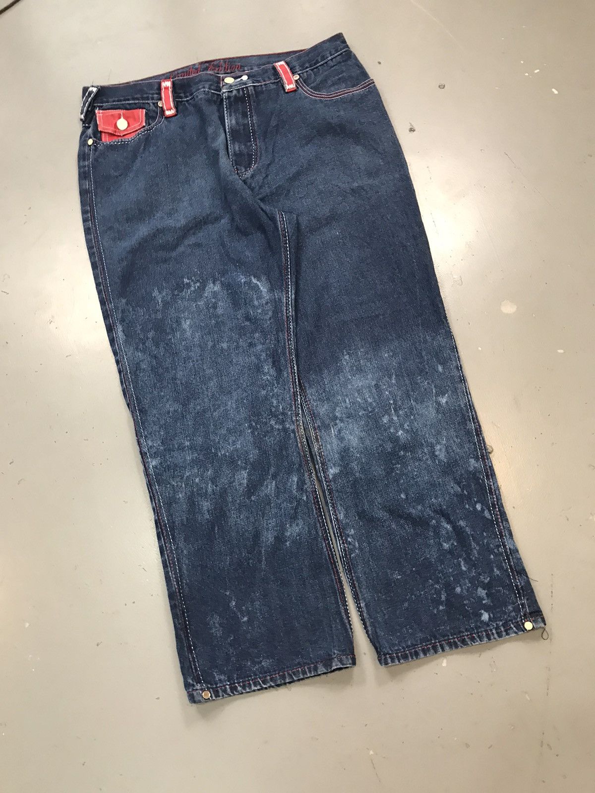 Coogi × Vintage Vintage Coogi crazy embroidered denim Size US 40 / EU 56 - 2 Thumbnail