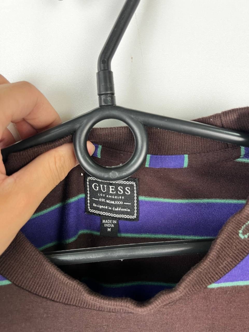 Guess Guess luxury long sleeve size M Size US M / EU 48-50 / 2 - 5 Thumbnail