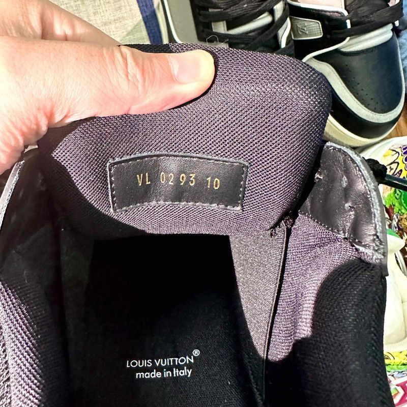 Louis Vuitton Black Low-Top Trainer Sneakers -2505