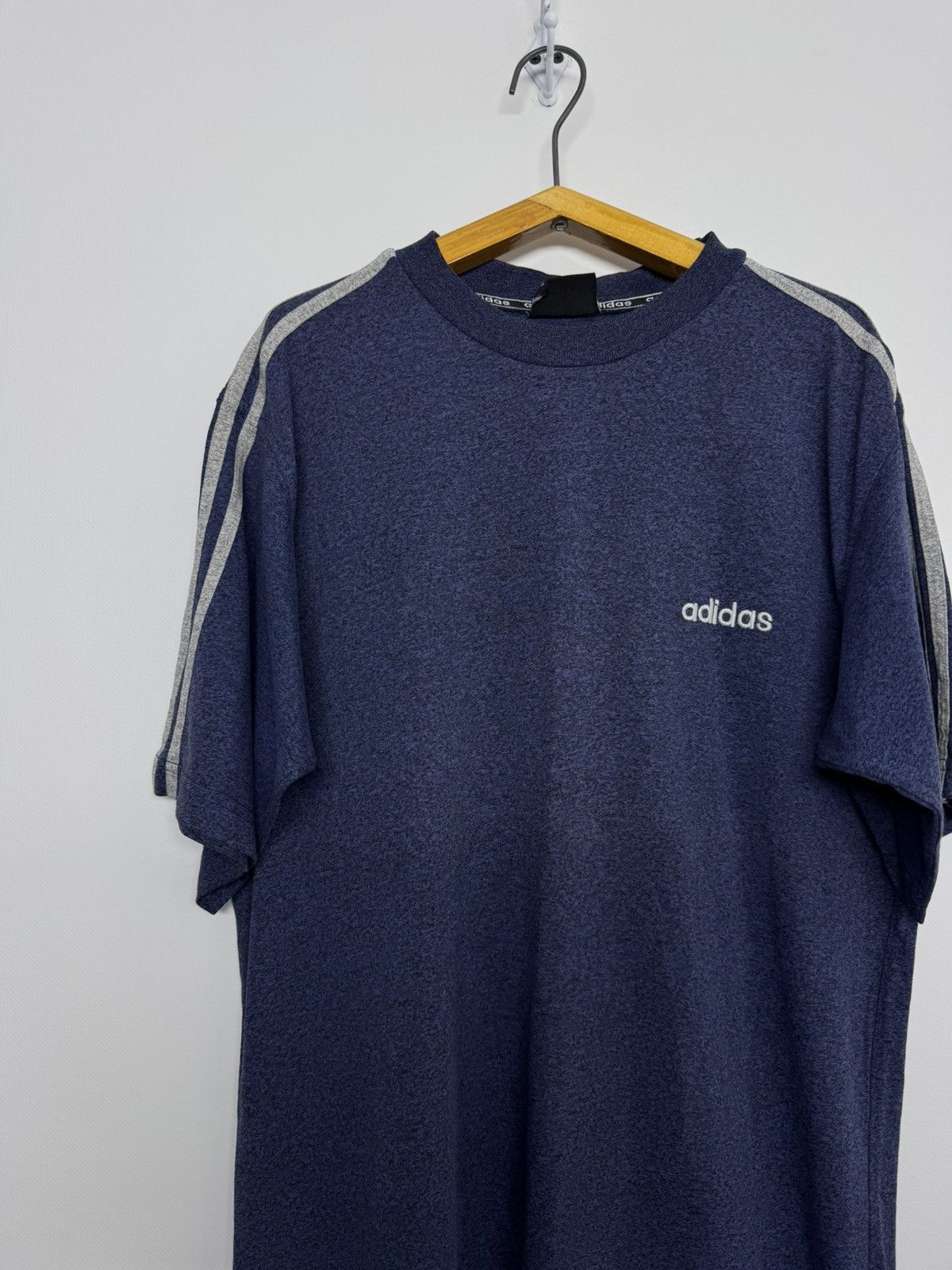 Adidas Vintage Y2k Adidas T-Shirt 90’s Size US M / EU 48-50 / 2 - 6 Thumbnail