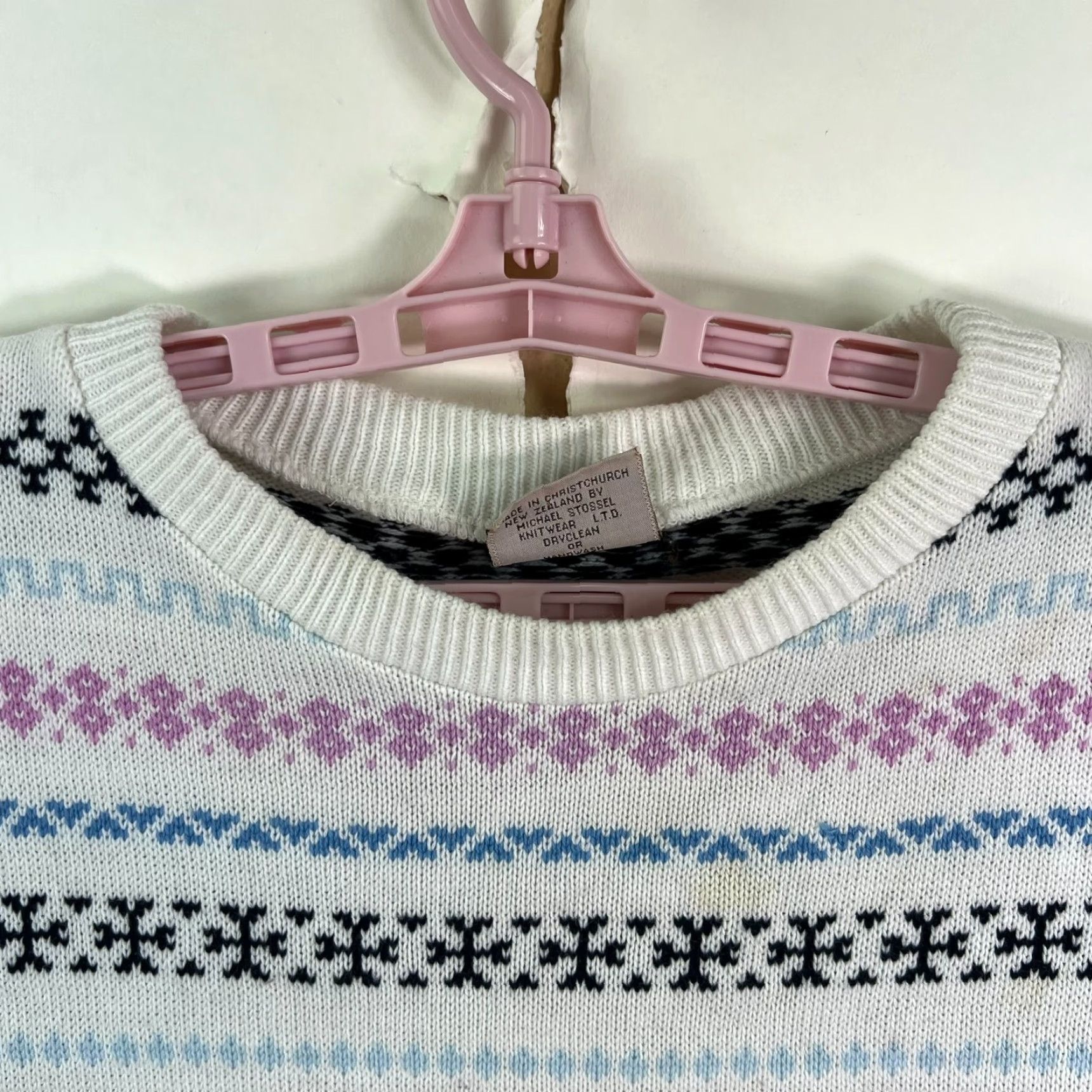 Vintage VINTAGE Michael Stossel Sweater Shirt Womens M White Geometric Knit 100% Wool 1960s-70s Designer Pullover Size M / US 6-8 / IT 42-44 - 3 Thumbnail