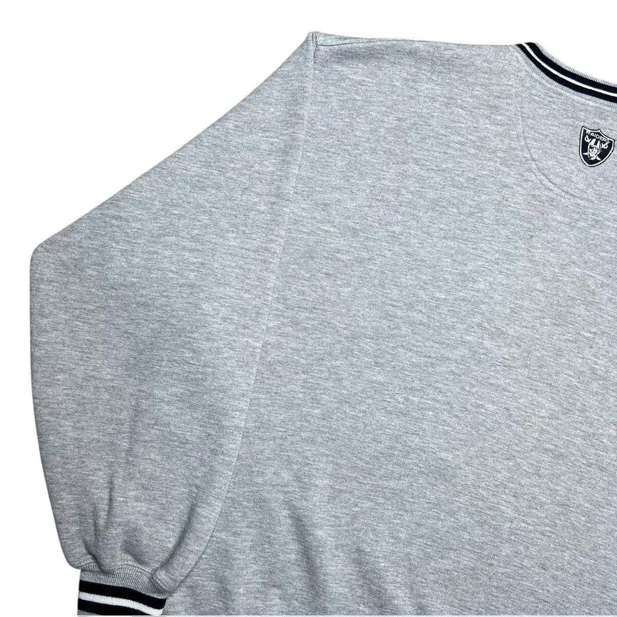 NFL 1990s NFL Oakland Raiders Lee Sport Embroidered Sweatshirt Size US L / EU 52-54 / 3 - 20 Thumbnail