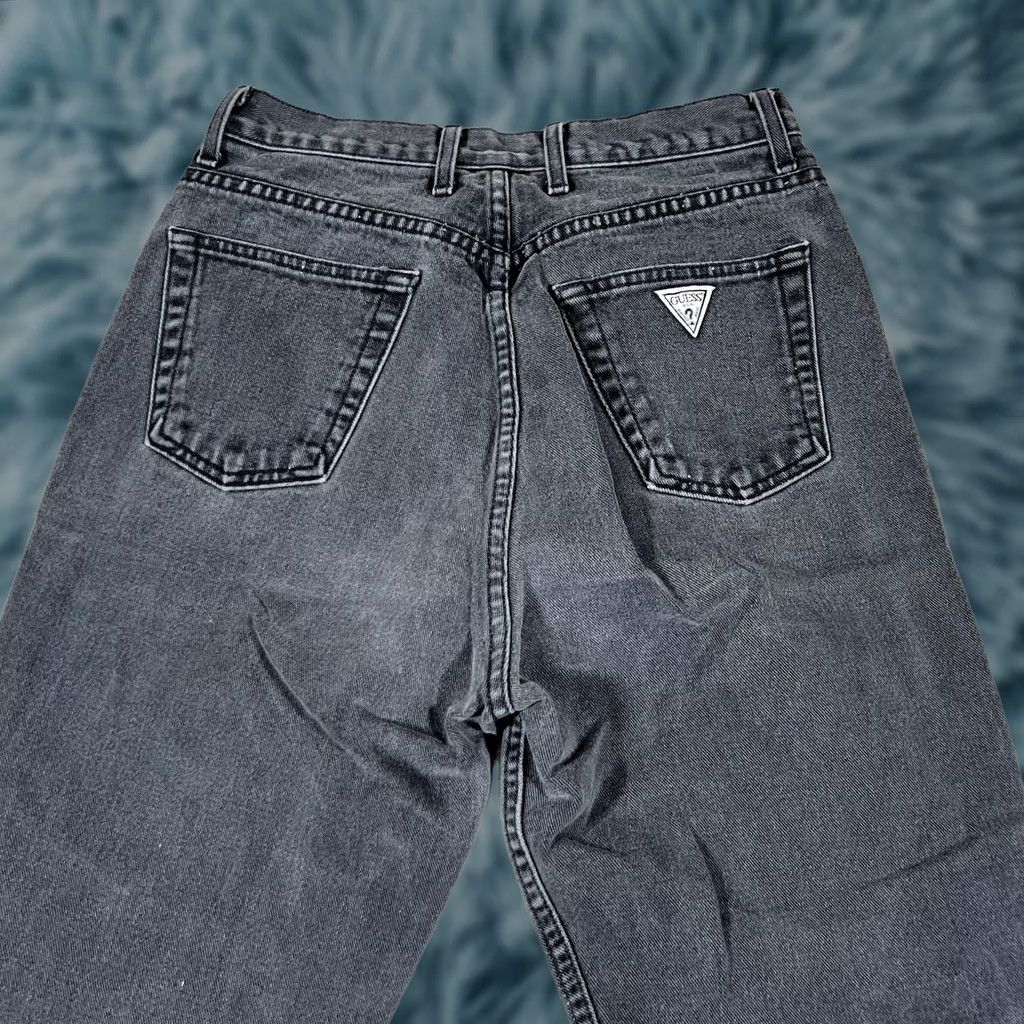 Guess VINTAGE Guess USA High Rise Mom Jeans Black Women's 27x28 90s Made In USA Guess Jeans Mens Womens Size 27" / US 4 / IT 40 - 1 Thumbnail