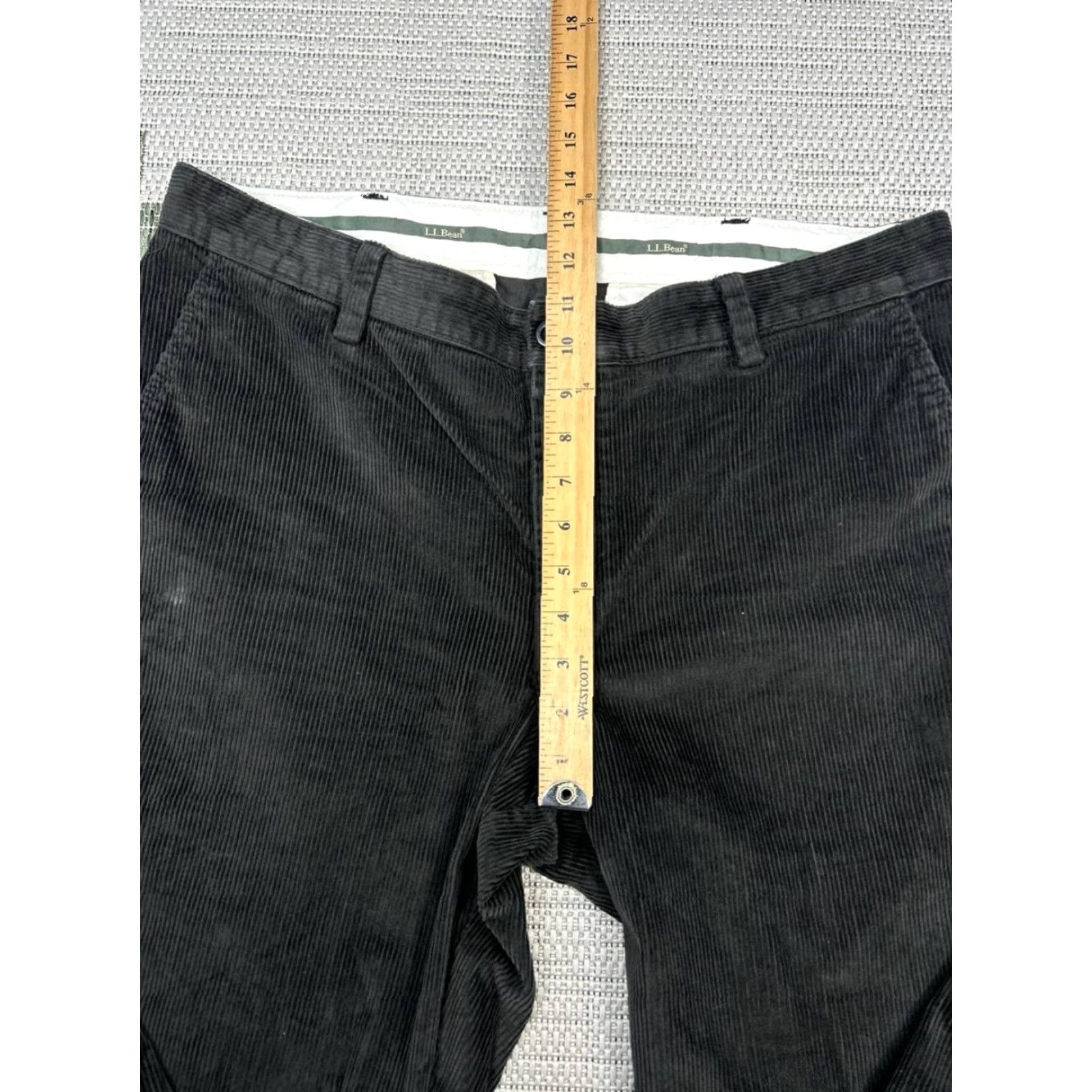 Vintage L.L.Bean Pants Mens 36 Dark Gray Cotton Corduroy Classic Fit 36x33 Dark Gray Corduroy Casual Pants Mens Regular Waist 36 Vintage Size US 36 / EU 52 - 6 Thumbnail