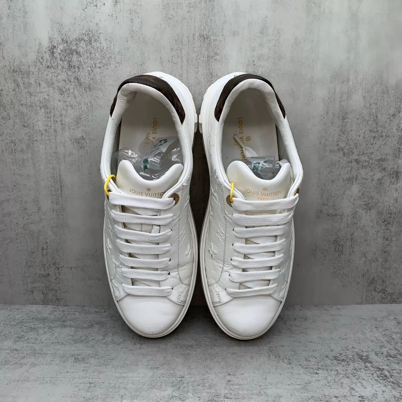 Louis Vuitton LV Time Out White Monogram Print Sneakers 39 95 New Size US 8.5 / IT 38.5 - 6 Thumbnail