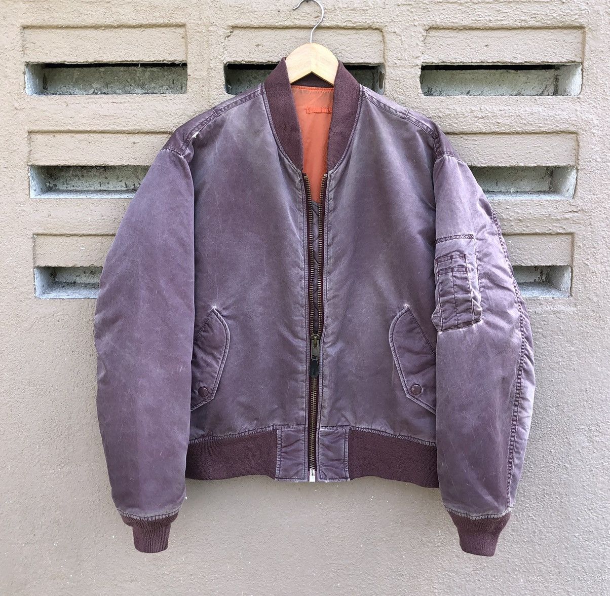 Vintage Vintage Sun Faded Ma-1 Bomber Jacket By Unique Size US M / EU 48-50 / 2 - 2 Thumbnail