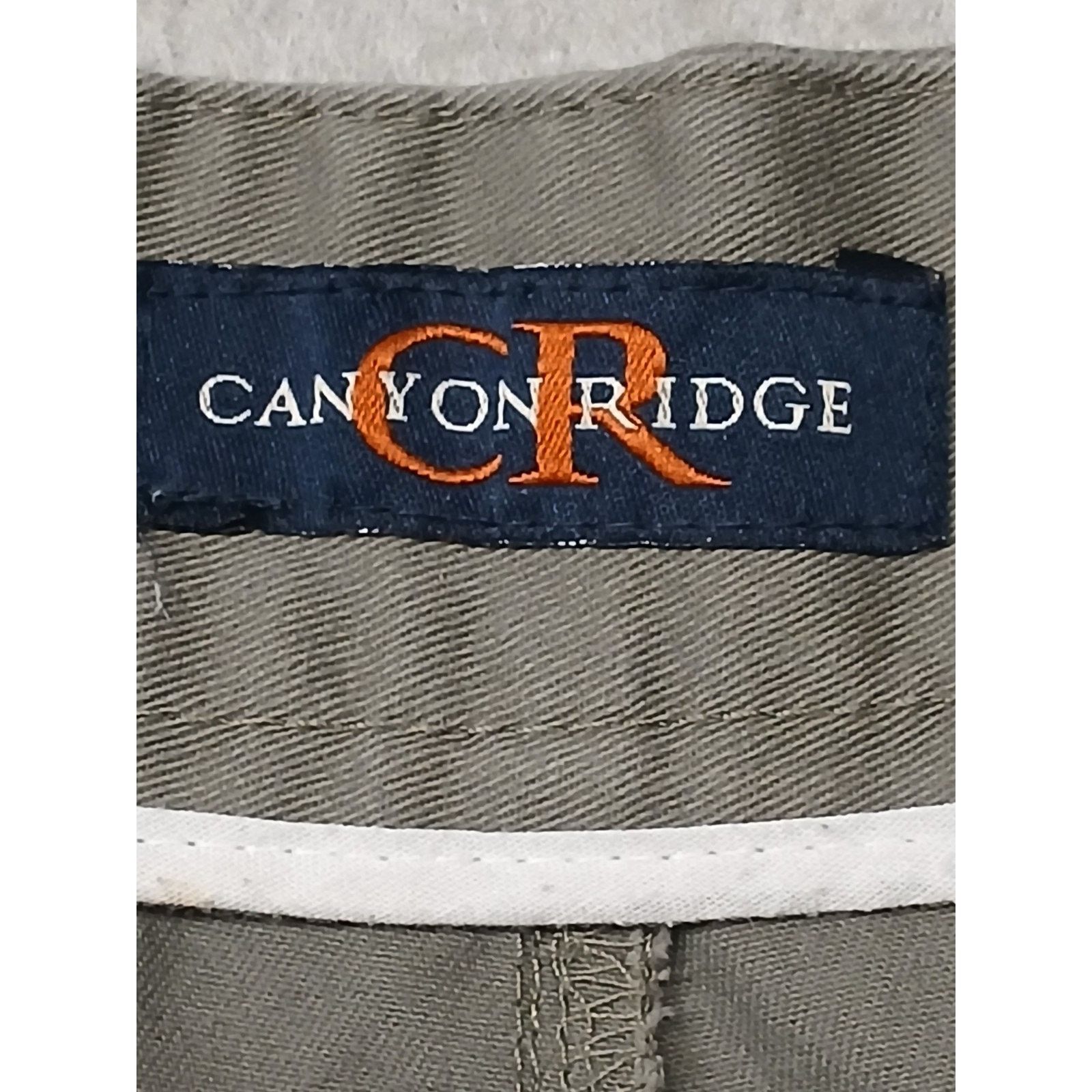 Other Canyon Ridge (52) Men's Gray Cargo Khaki Relaxed Shorts Size US 36 / EU 52 - 4 Thumbnail