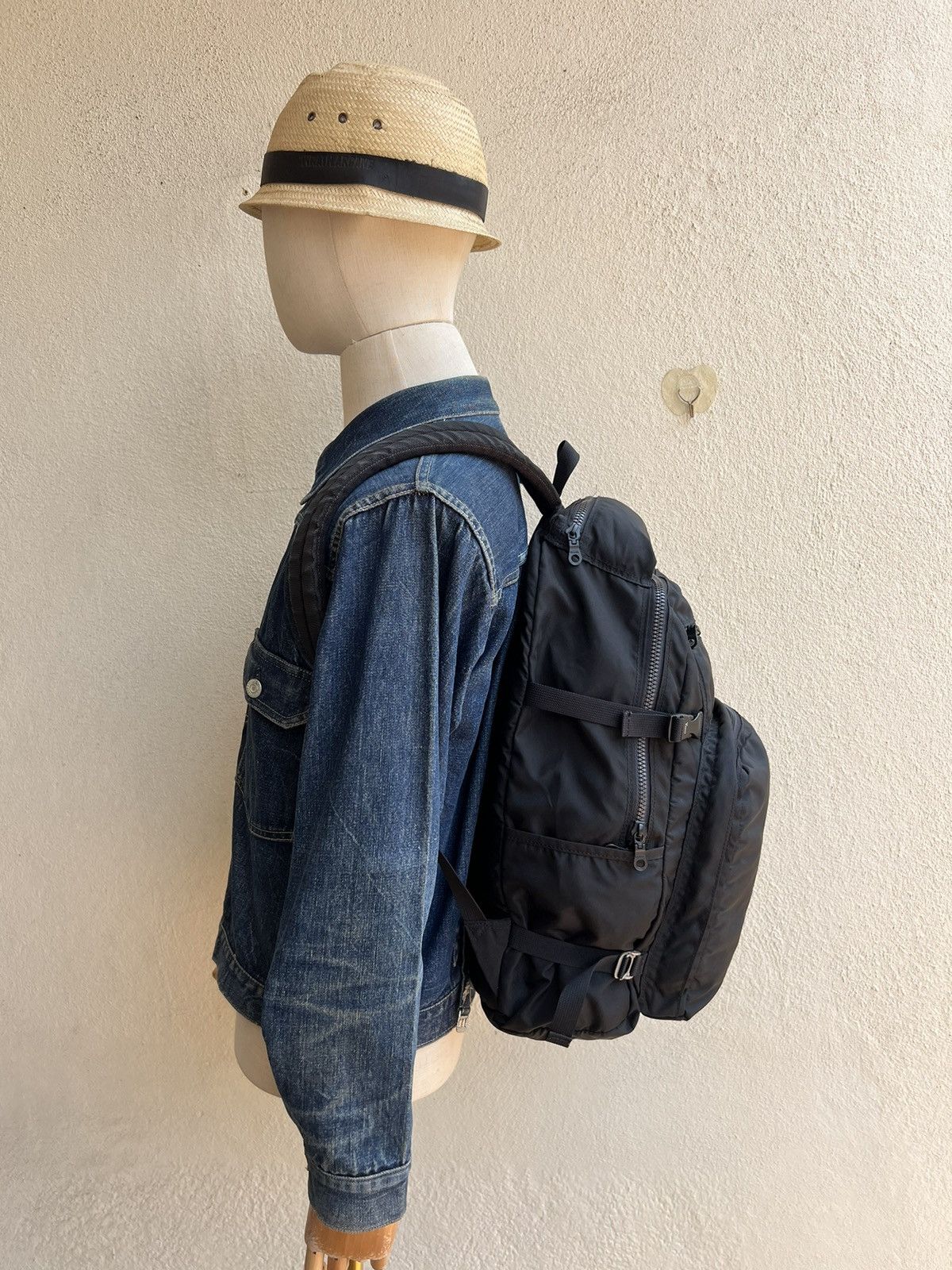 Yohji Yamamoto Vintage Yohji Yamamoto Y’saccs Black Ballistic Backpack Size ONE SIZE - 2 Thumbnail