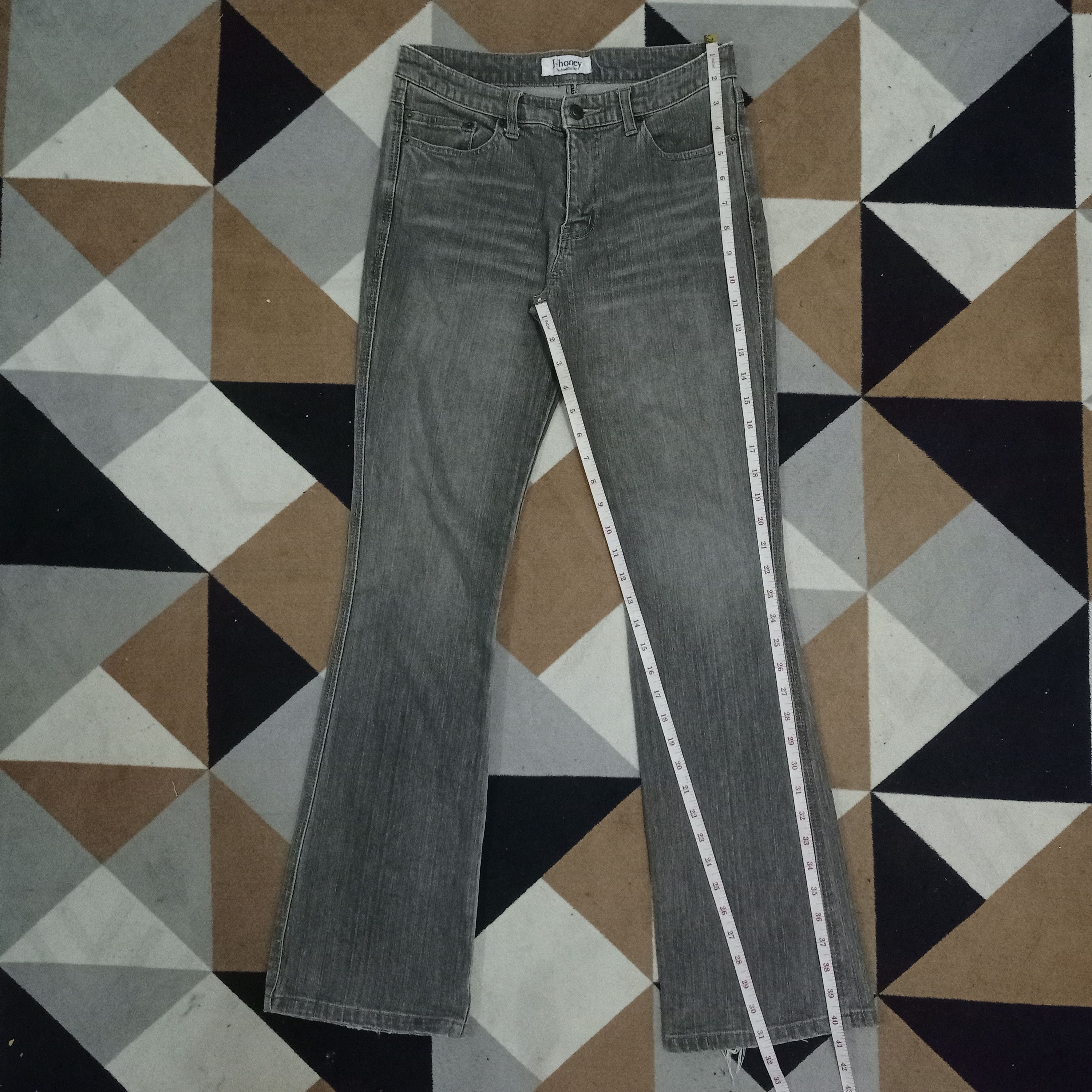 Japanese Brand Vintage Japanese Brand Faded Style Flare Jeans Size 28" / US 6 / IT 42 - 8 Thumbnail