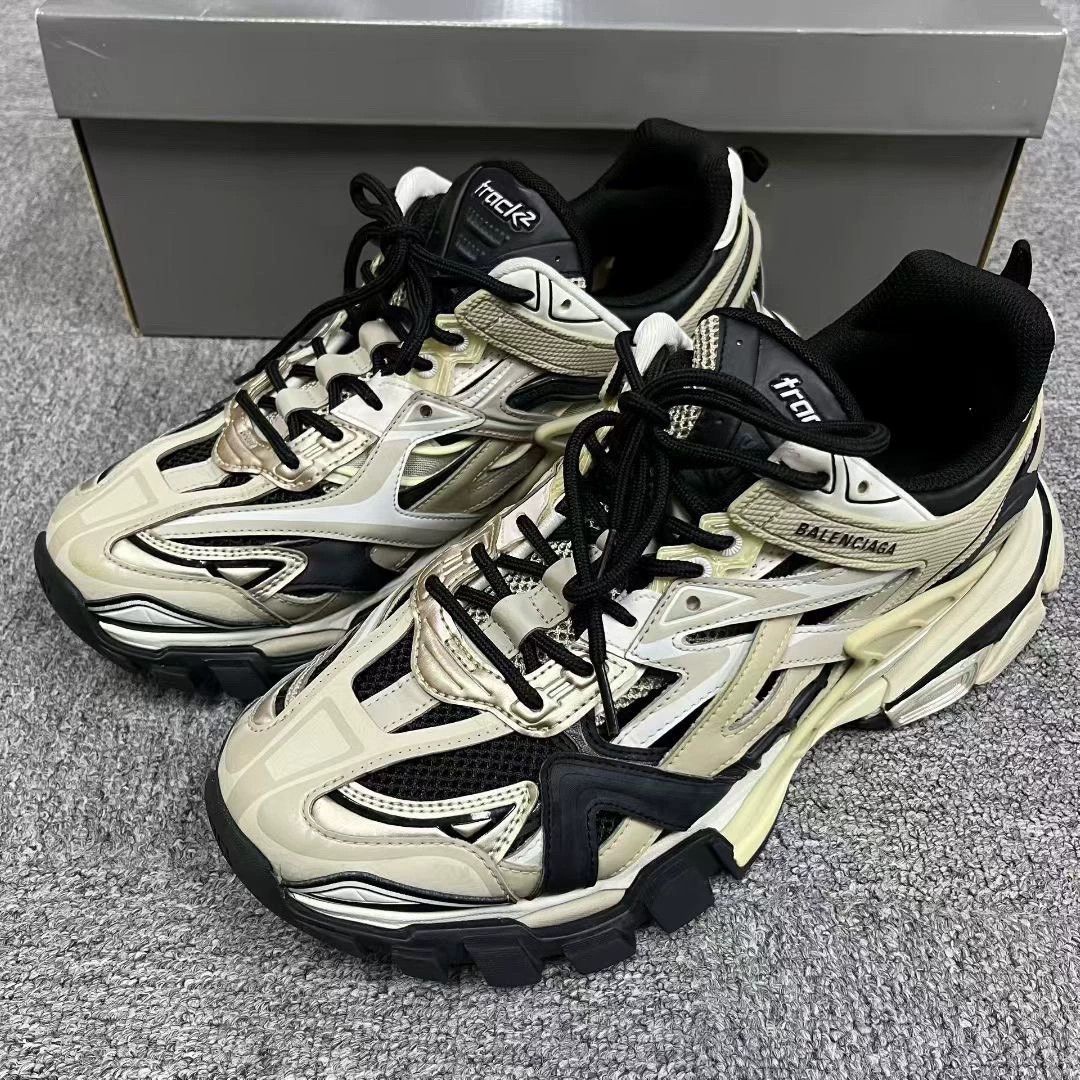 Balenciaga balenciaga track 2.0 low top casual shoes Size US 10 / EU 43 - 2 Thumbnail