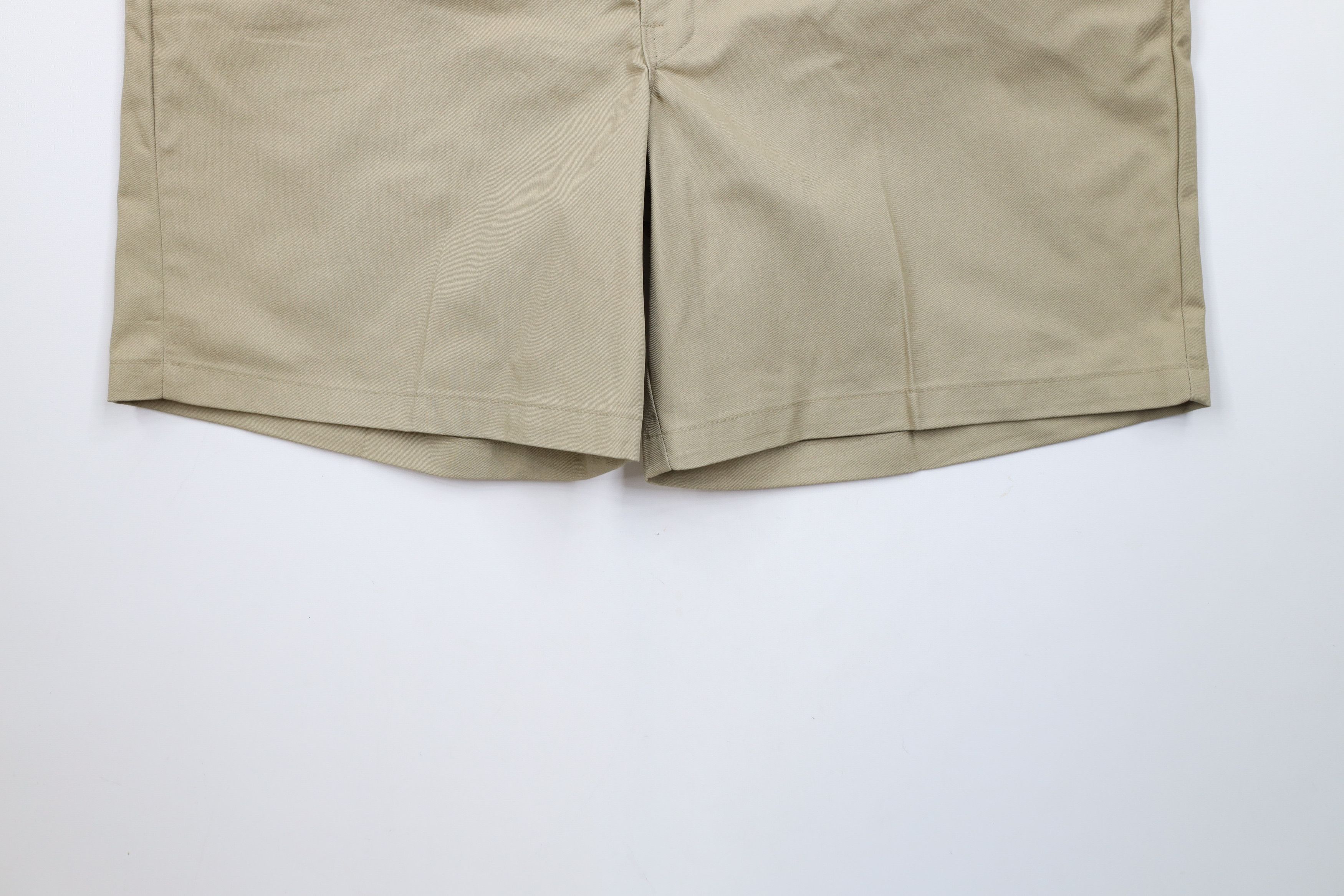 Dickies × Vintage Deadstock Vintage 90s Dickies Chino Shorts Beige USA Size US 42 / EU 58 - 4 Thumbnail