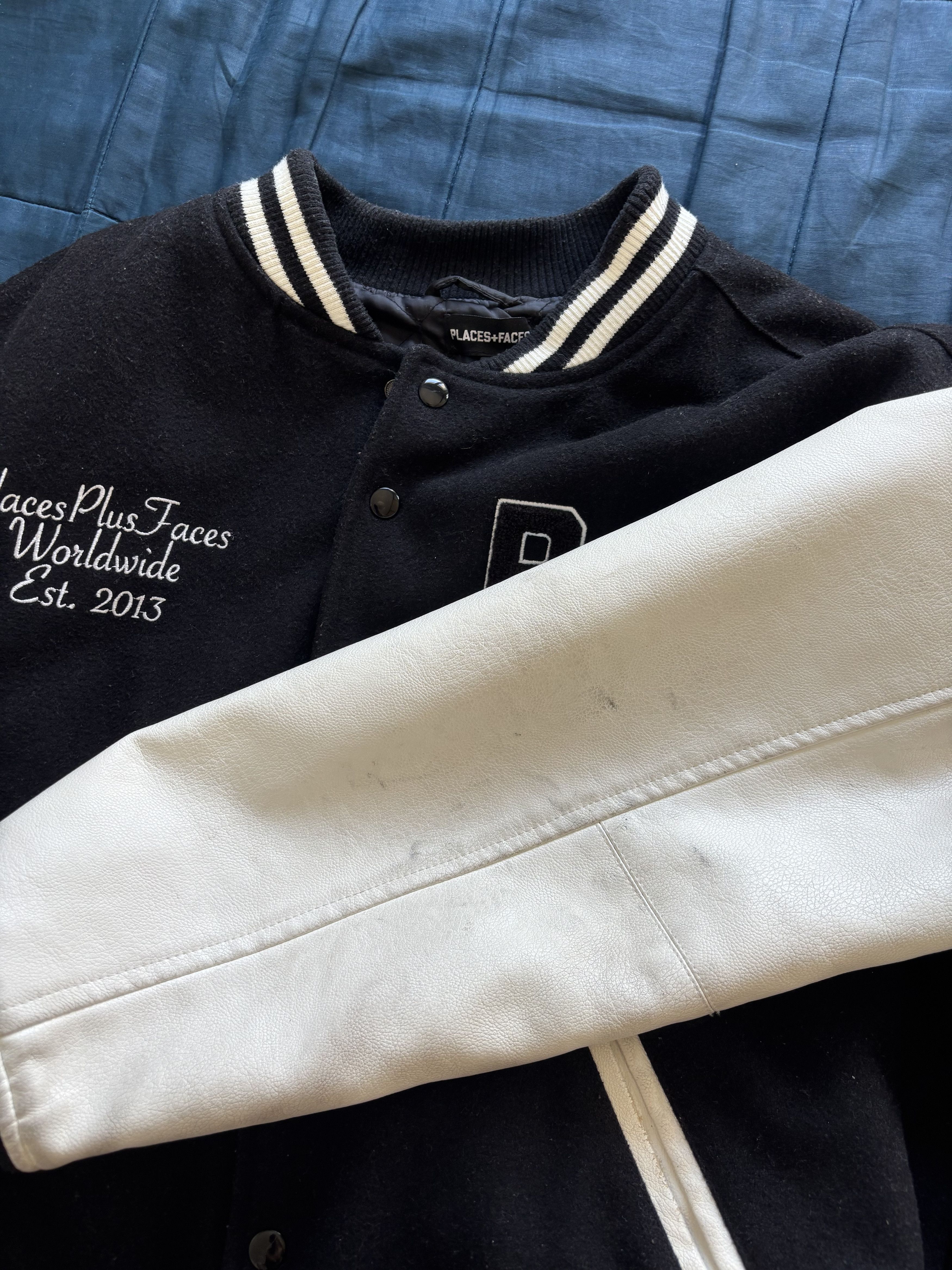 Places + Faces Places + Faces OG Varsity jacket Size US L / EU 52-54 / 3 - 8 Thumbnail