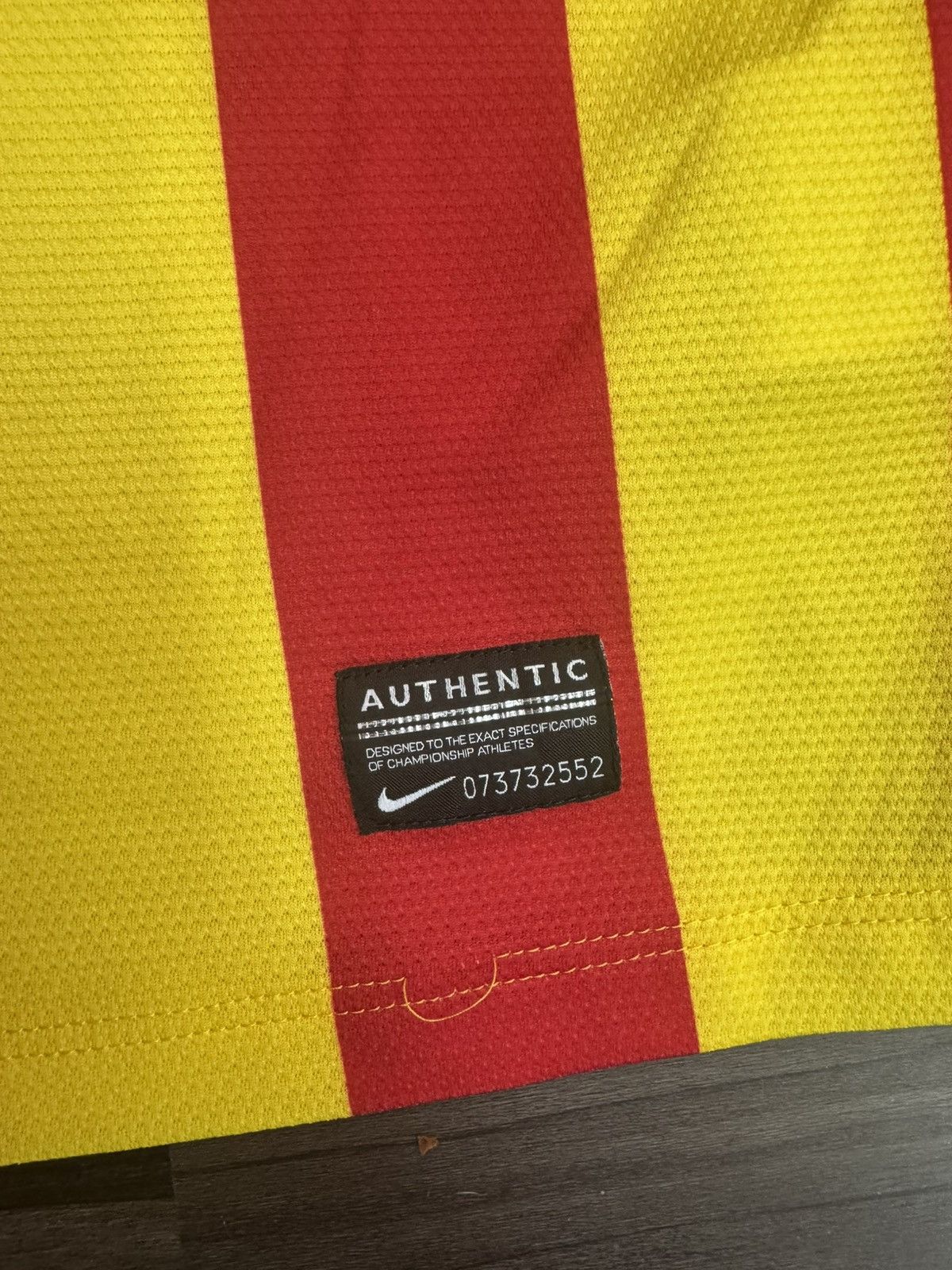 Nike Barcelona Migenes #4 2013/14 Away Soccer Football Jersey Size US S / EU 44-46 / 1 - 2 Thumbnail