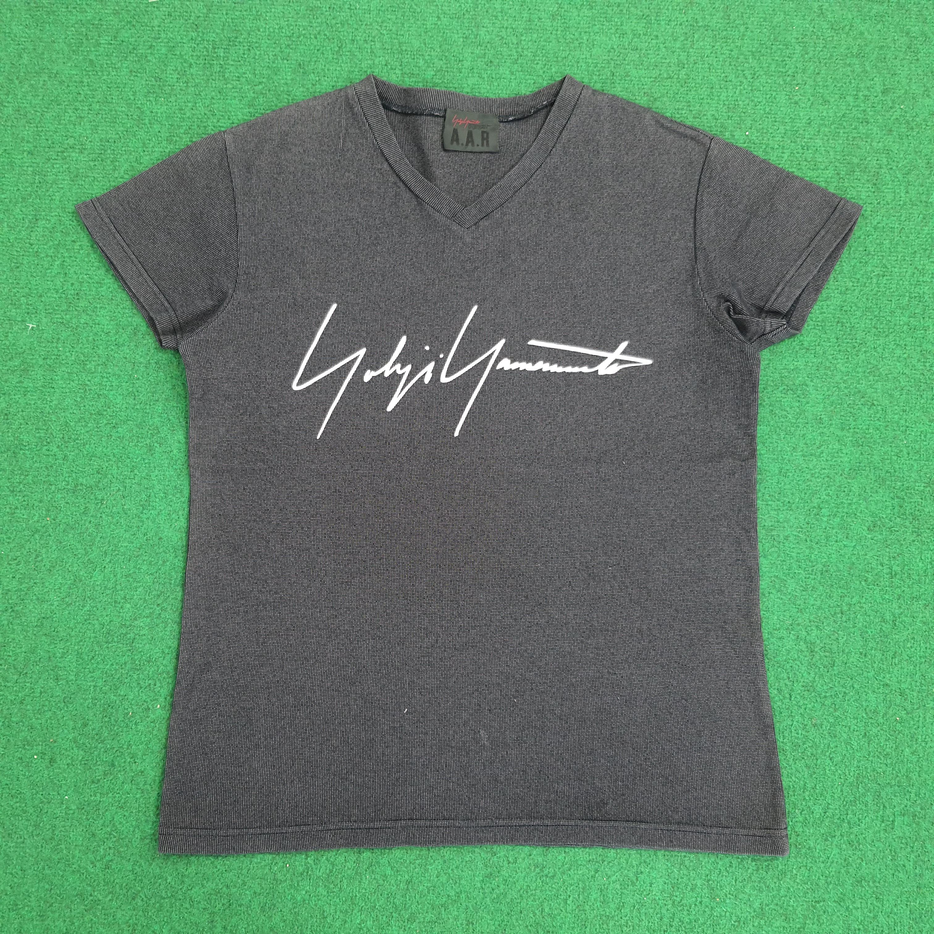 Designer × Japanese Brand × Yohji Yamamoto Yohji Yamamoto Japanese Designer Brand T-shirt Size US M / EU 48-50 / 2 - 1 Thumbnail