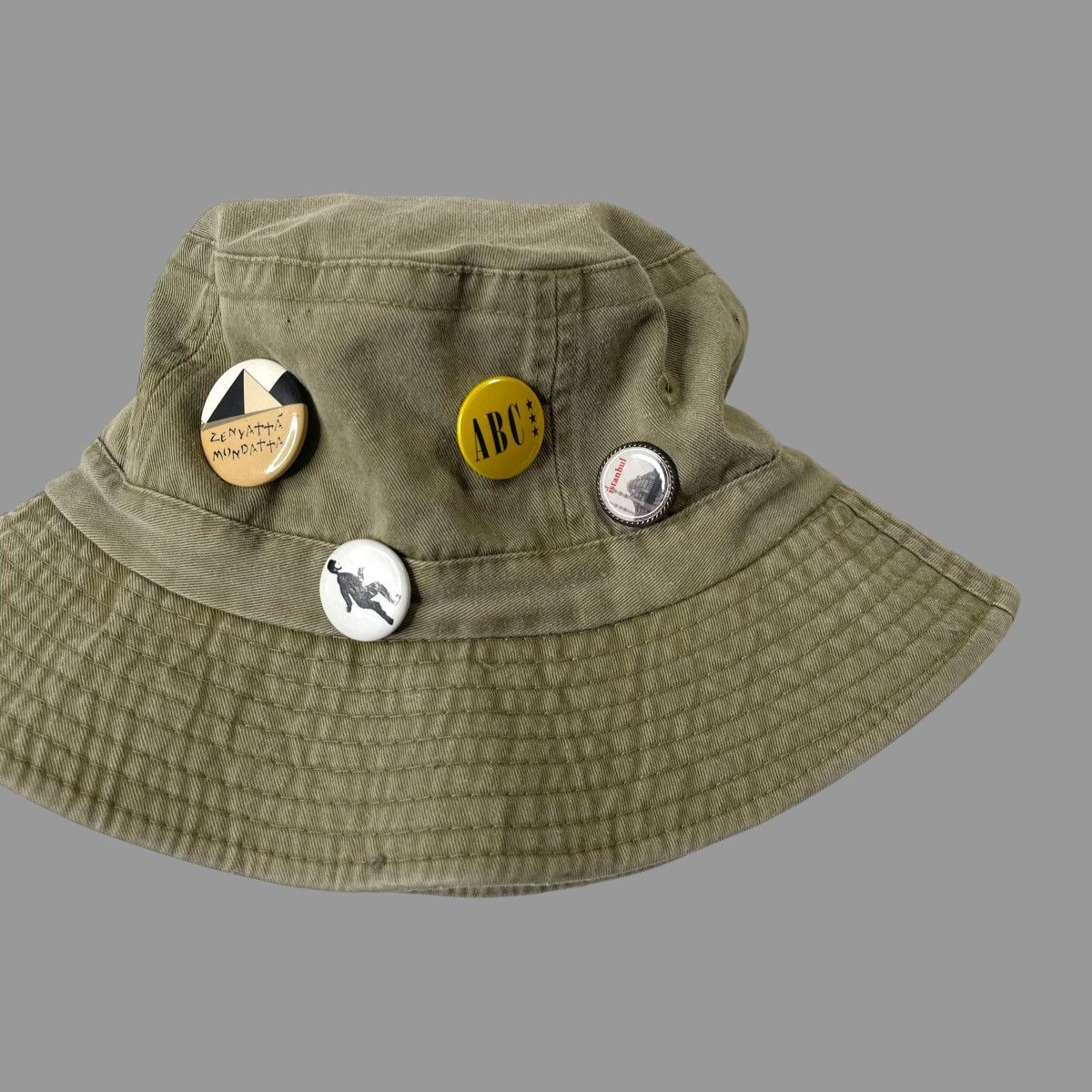 Vintage Vintage 90s punk band button bucket hat Size ONE SIZE - 1 Thumbnail