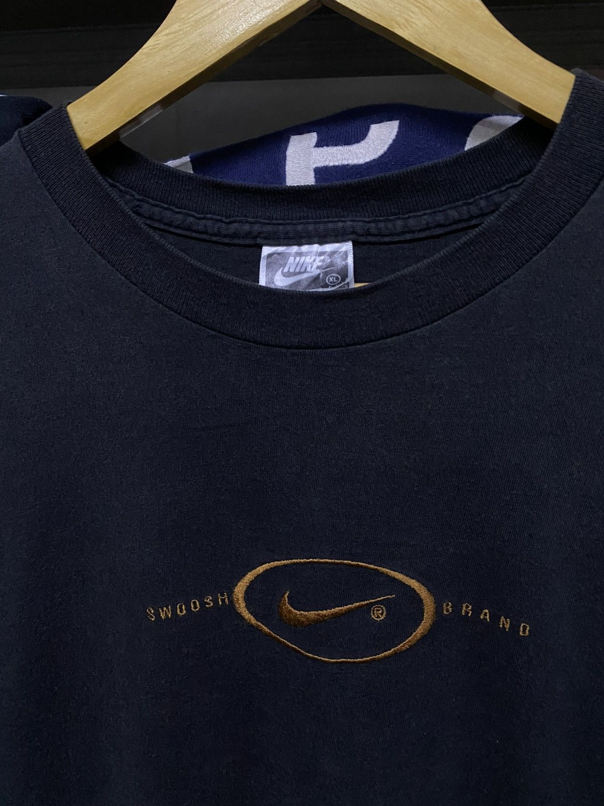 Nike Vintage nike center embroidery logo Size US XL / EU 56 / 4 - 2 Thumbnail