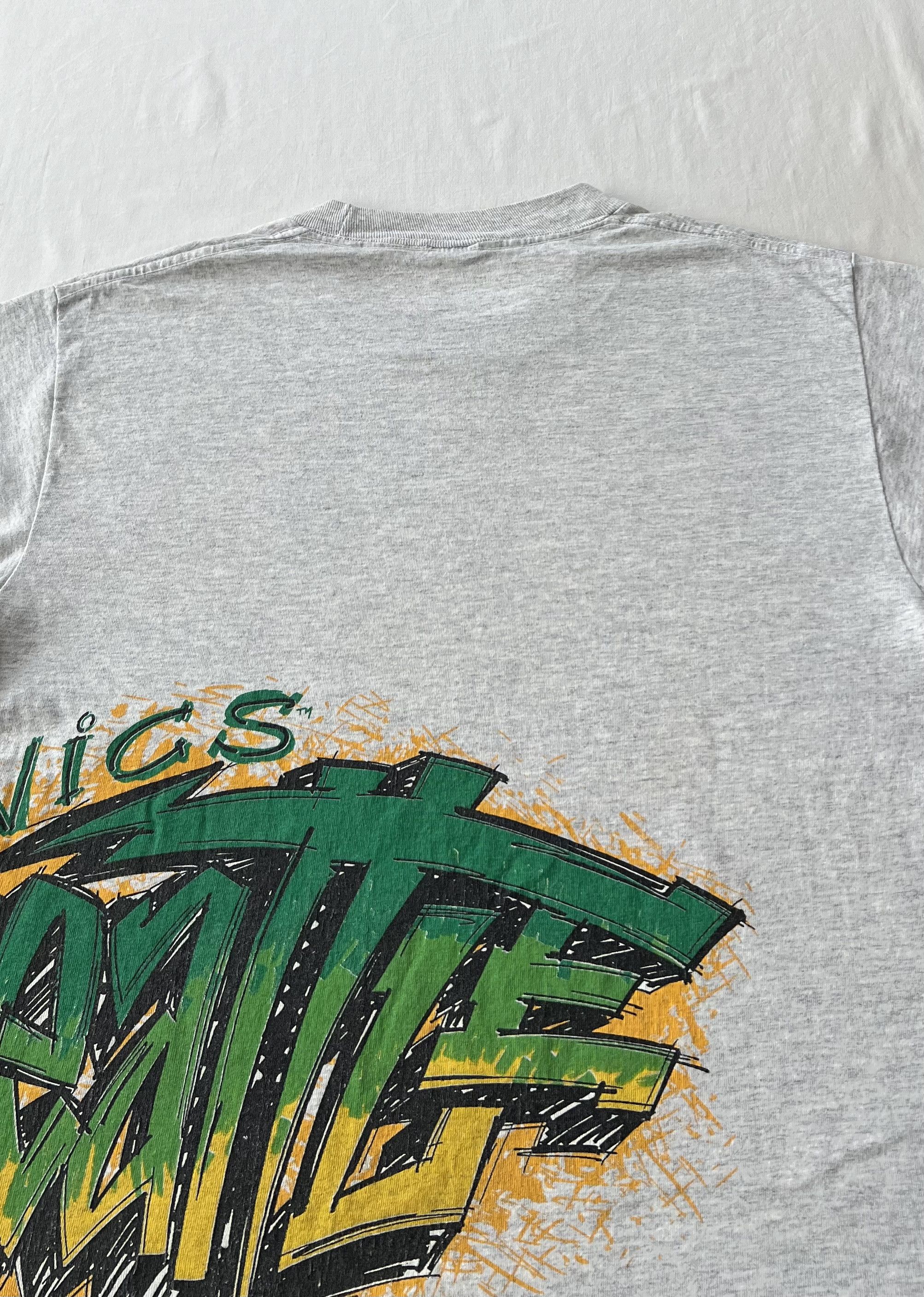 NBA Vintage 90s Seattle Supersonics NBA Gray T-shirt Size US M / EU 48-50 / 2 - 15 Thumbnail