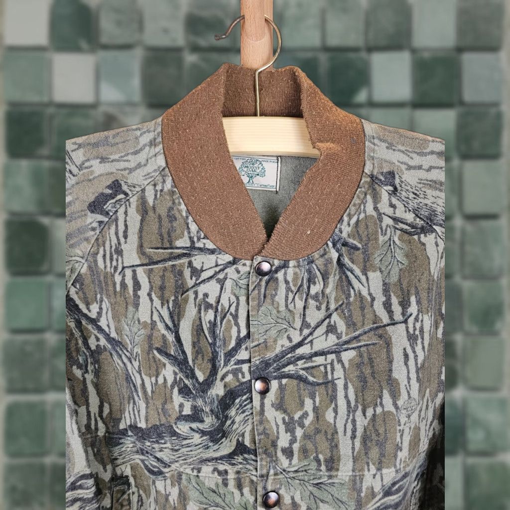 Vintage VINTAGE MOSSEY OAK BOMBER JACKET Mens Size XL CAMO TREE Cotton Lined Made in USA 90s Cross Chest 27 Neck to Cuff 32 Top to Bottom 25 Size US M / EU 48-50 / 2 - 1 Thumbnail