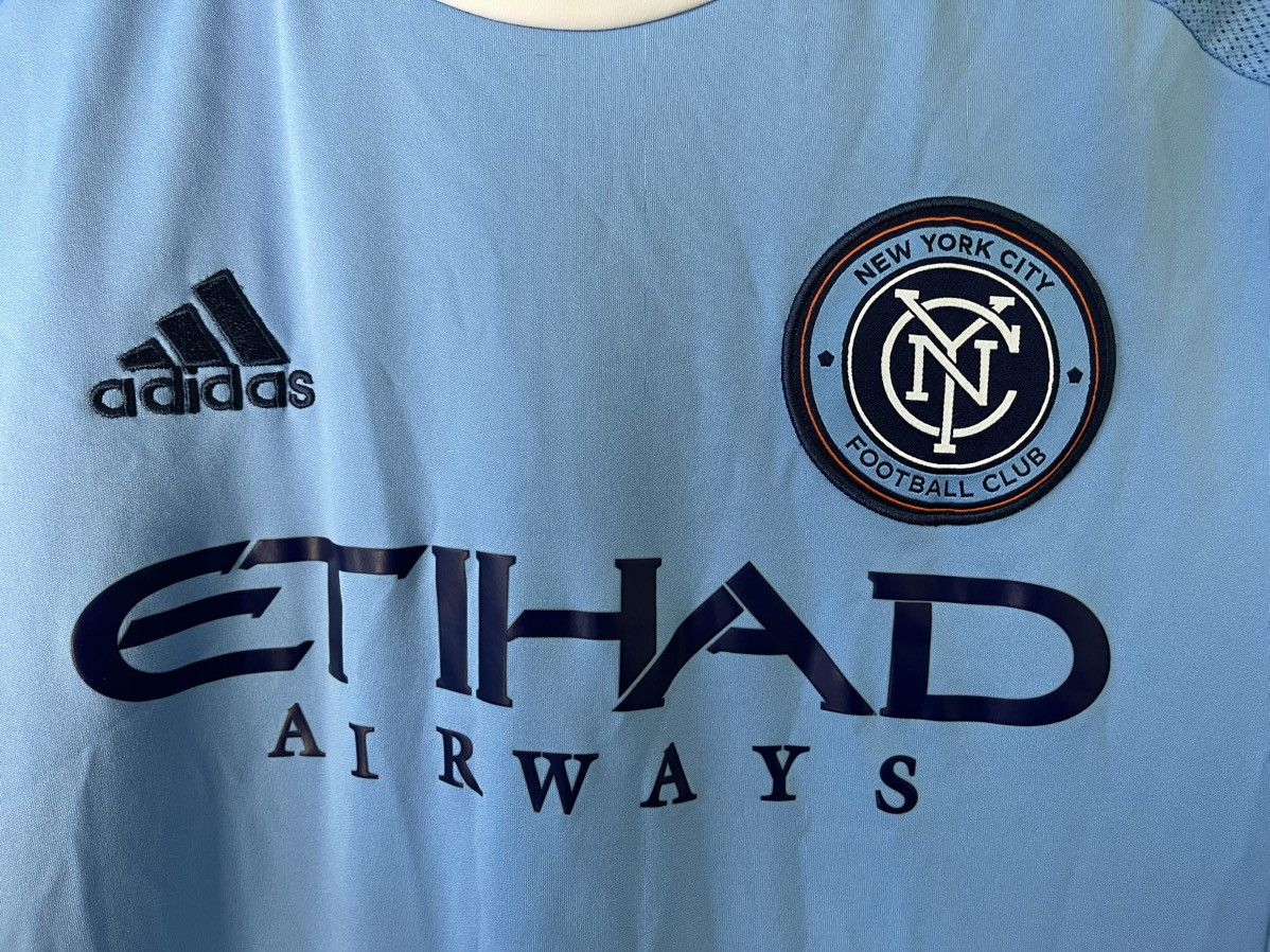 Adidas NEW YORK CITY 2017 2018 HOME FOOTBALL SOCCER JERSEY ADIDAS Size US M / EU 48-50 / 2 - 4 Thumbnail