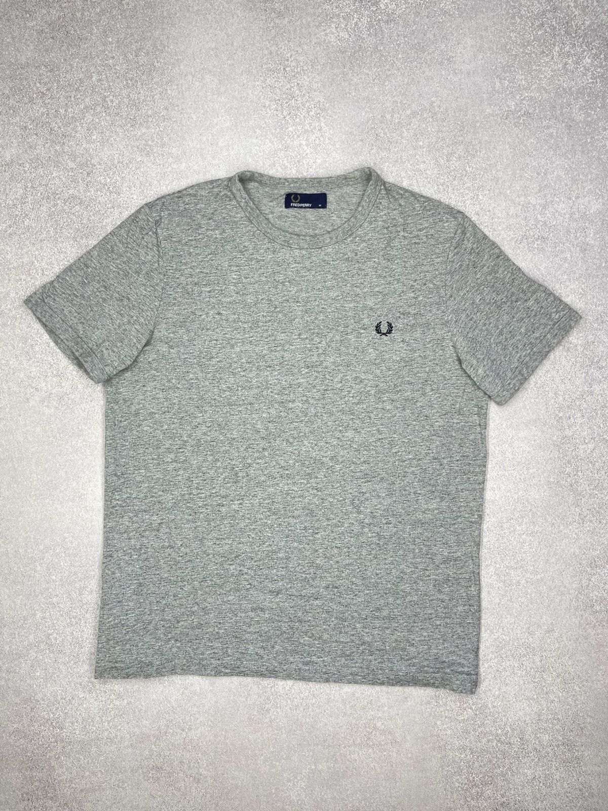 Fred Perry Vintage Fred Perry Basic Grey T Shirt Y2K Size M Size US M / EU 48-50 / 2 - 2 Thumbnail