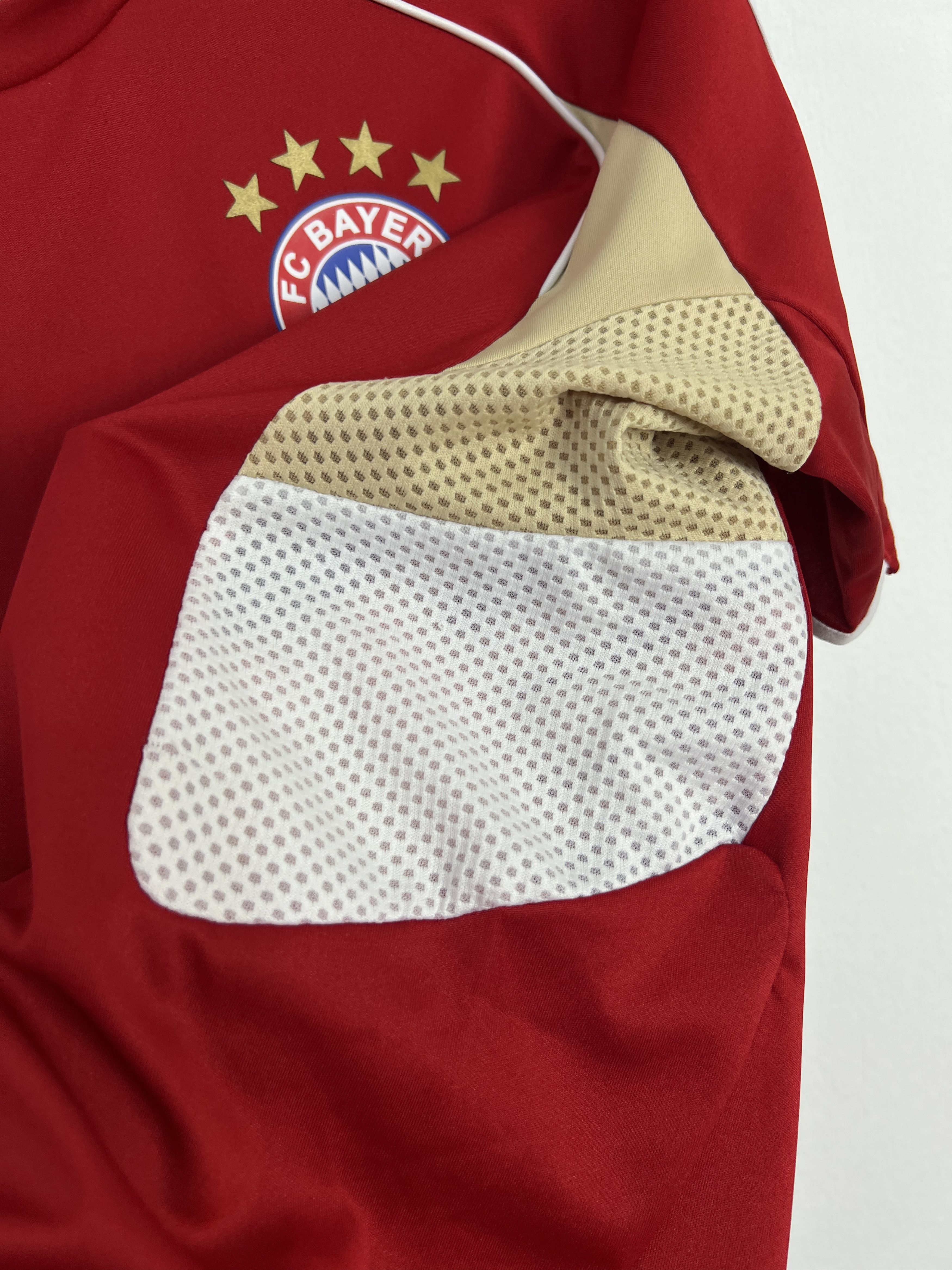 Adidas Vintage Adidas Bayern Munich Football Train Shirt Woman Size M / US 6-8 / IT 42-44 - 6 Thumbnail