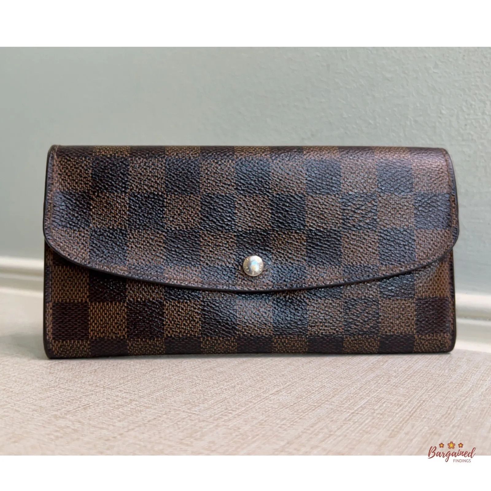 Louis Vuitton Louis Vuitton Damier Canvas Leather Emilie Long Wallet Size ONE SIZE - 1 Thumbnail