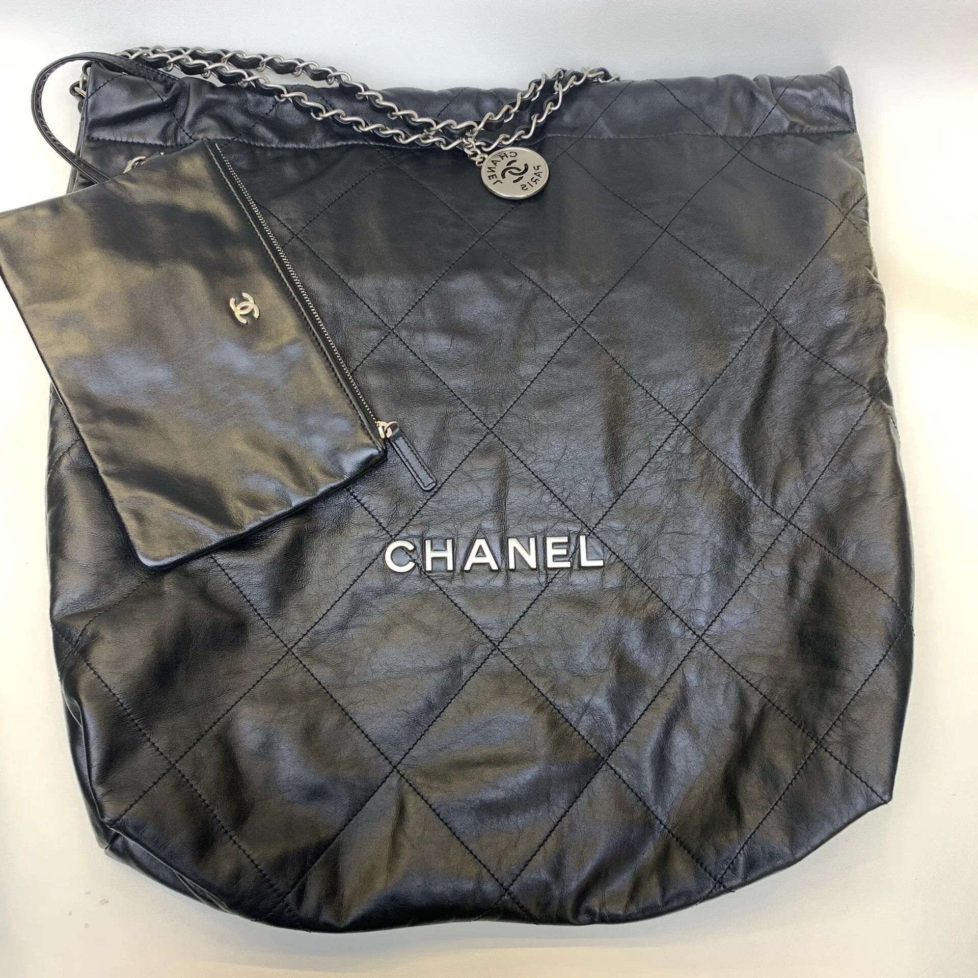 Chanel Pre-loved Bag Very good condition Size ONE SIZE - 1 Thumbnail