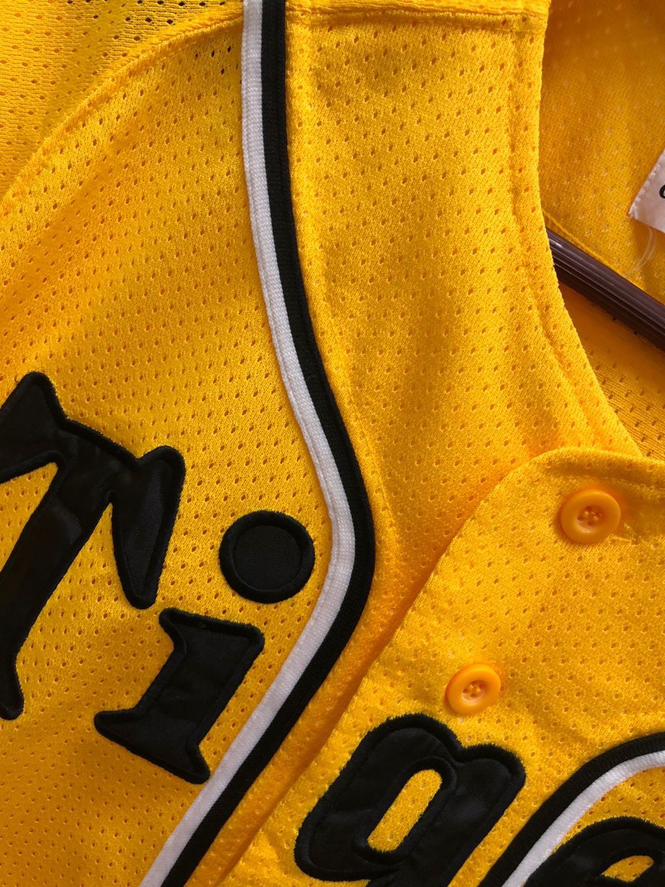 Vintage HANSHIN TIGERS Officials Baseball Jersey player SIGNATURE Size US L / EU 52-54 / 3 - 7 Thumbnail