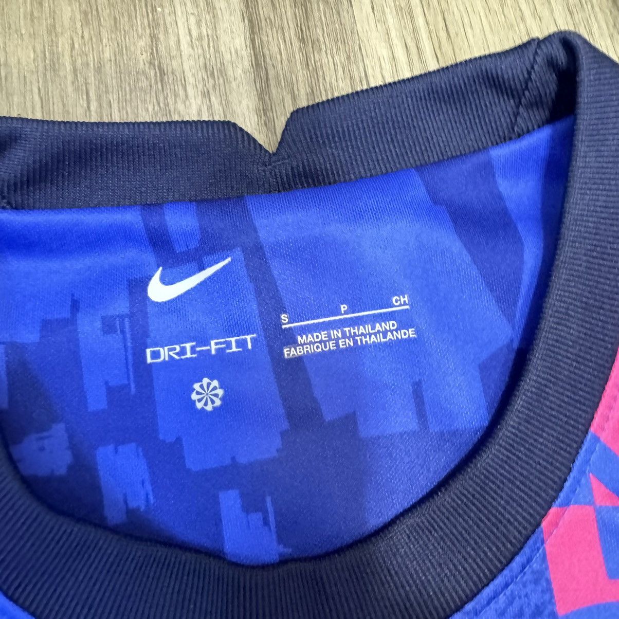 Nike Barcelona 21/22 third C/L shirt #10 Ansu Fati Size US S / EU 44-46 / 1 - 7 Thumbnail