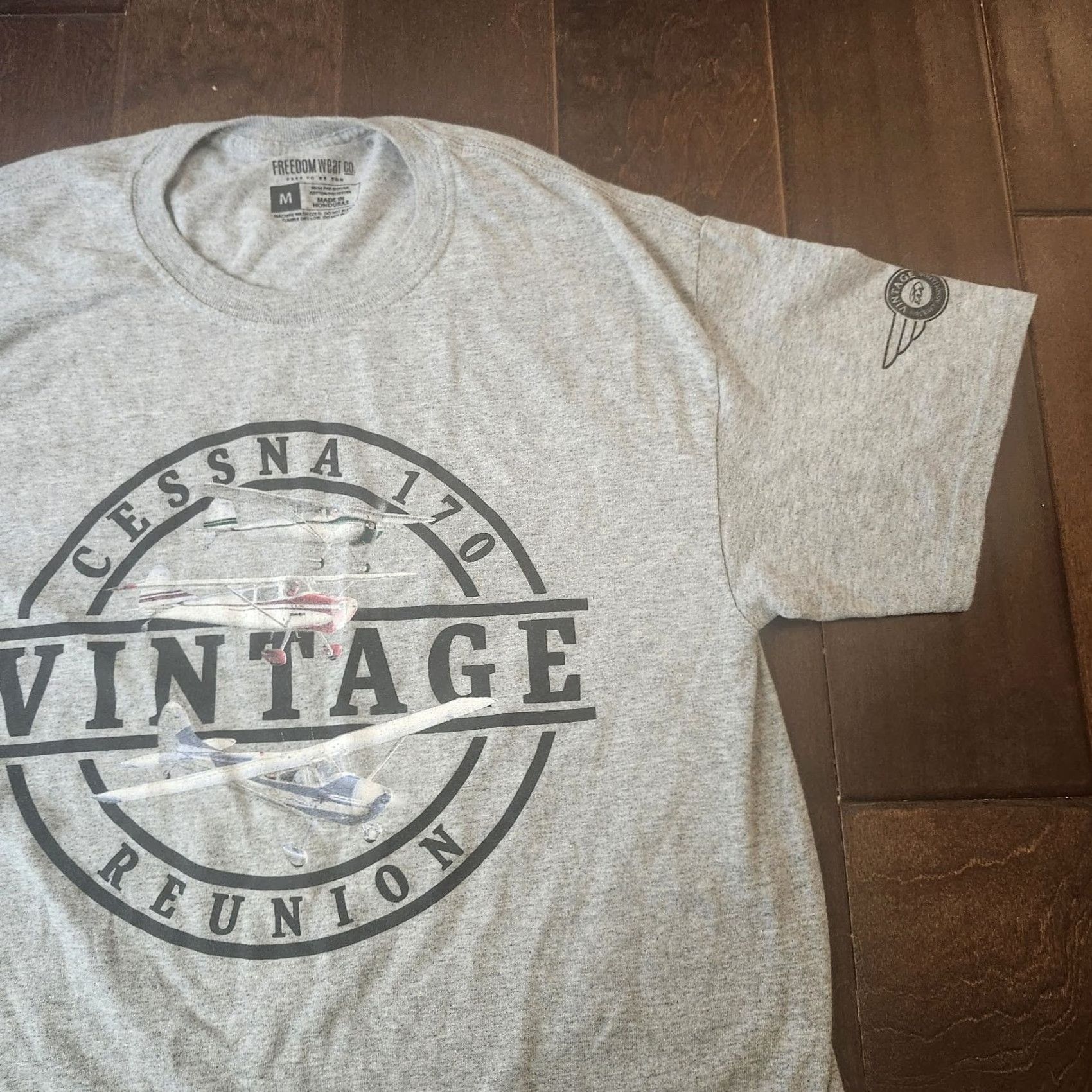 Vintage Cessna 170 Graphic Print T Shirt Vintage Reunion Mens Medium Gray Crew Neck Short Sleeve Cotton Polyester Bre breathable USA Freedom Wear Size US M / EU 48-50 / 2 - 5 Thumbnail