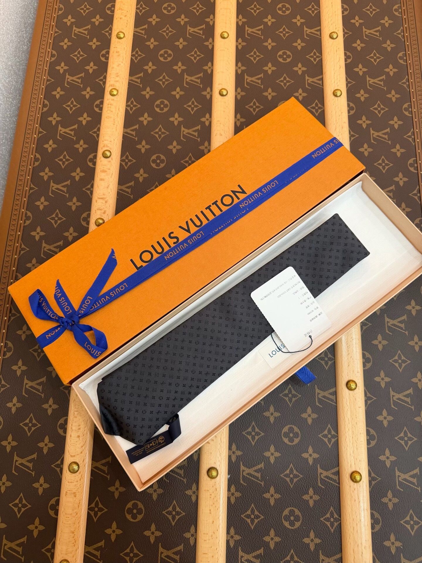 Louis Vuitton Louis Vuitton Retro Black Tie one size Men Size ONE SIZE - 1 Thumbnail