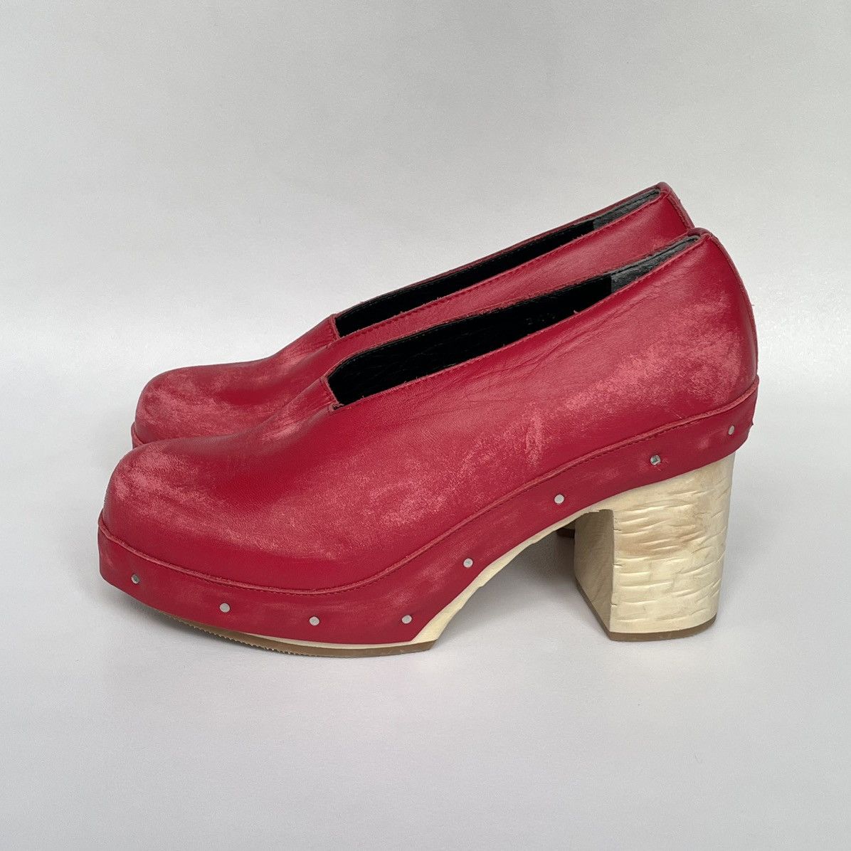 Comme des Garcons Distressed Leather Heeled Clogs Size US 7.5 / IT 37.5 - 9 Thumbnail