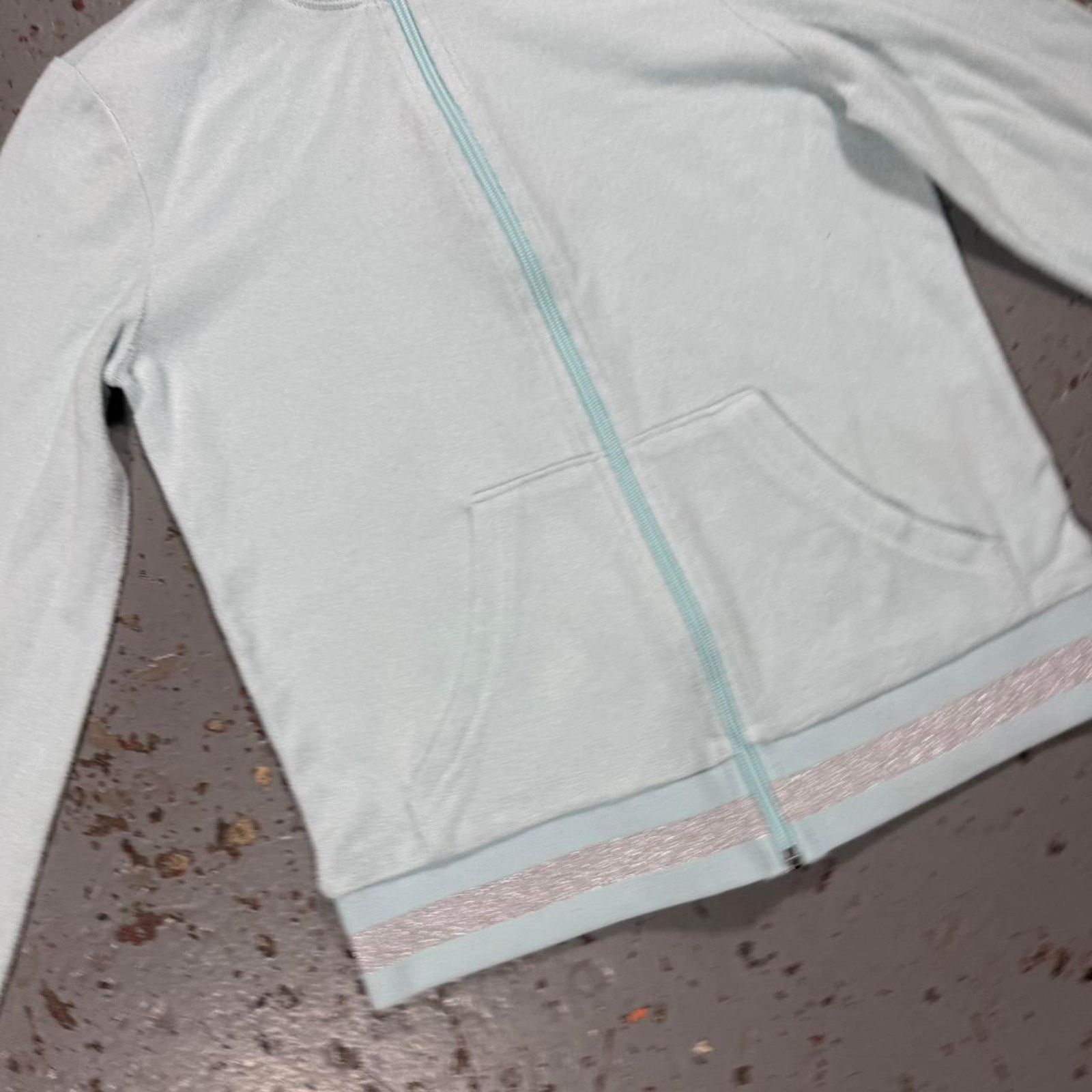 Juicy Couture Juicy couture baby blue zipup sweater Size M / US 6-8 / IT 42-44 - 3 Thumbnail