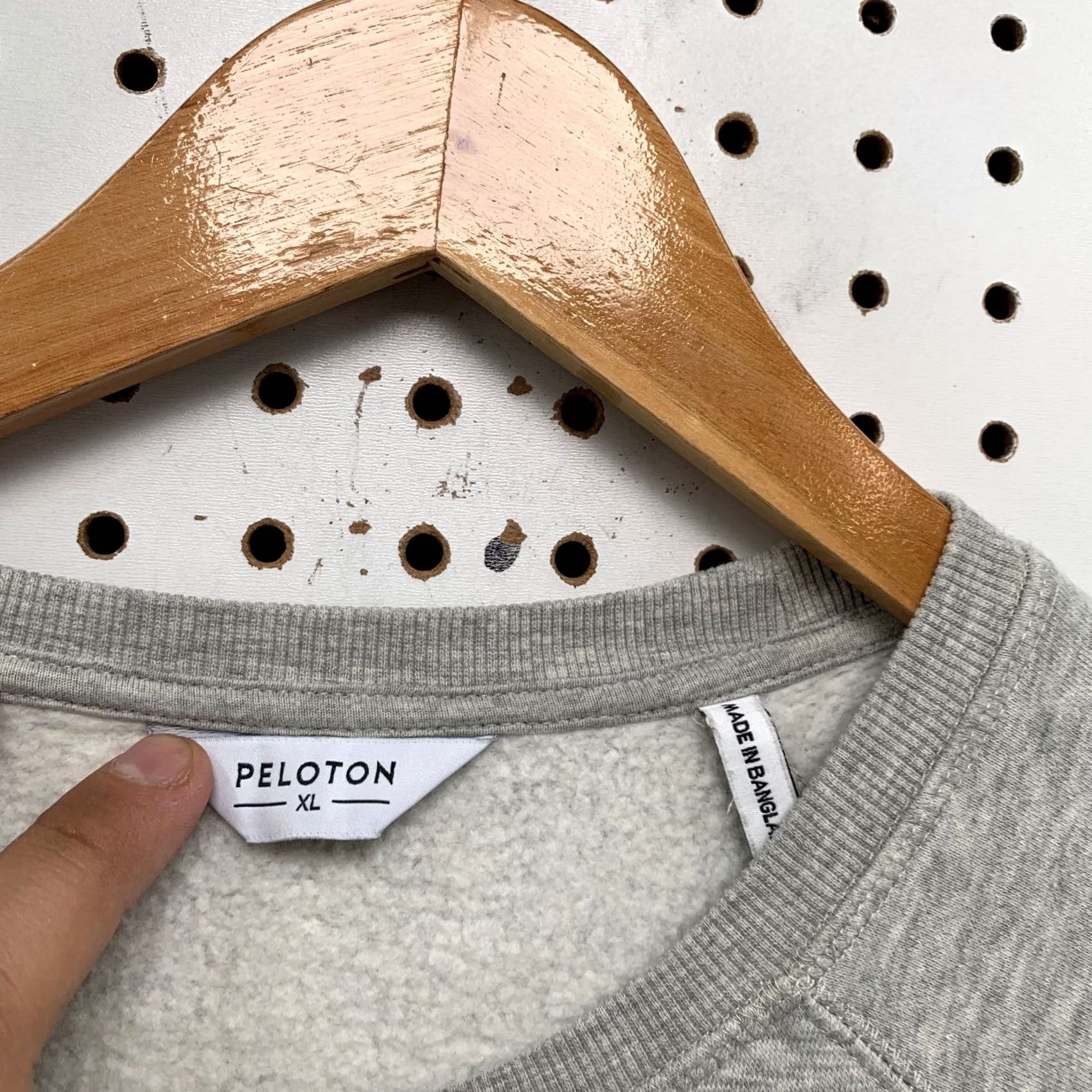 Vintage Peloton Sweatshirt Mens XL Gray Crewneck Fleece Pullover Workout Train Size US XL / EU 56 / 4 - 3 Thumbnail