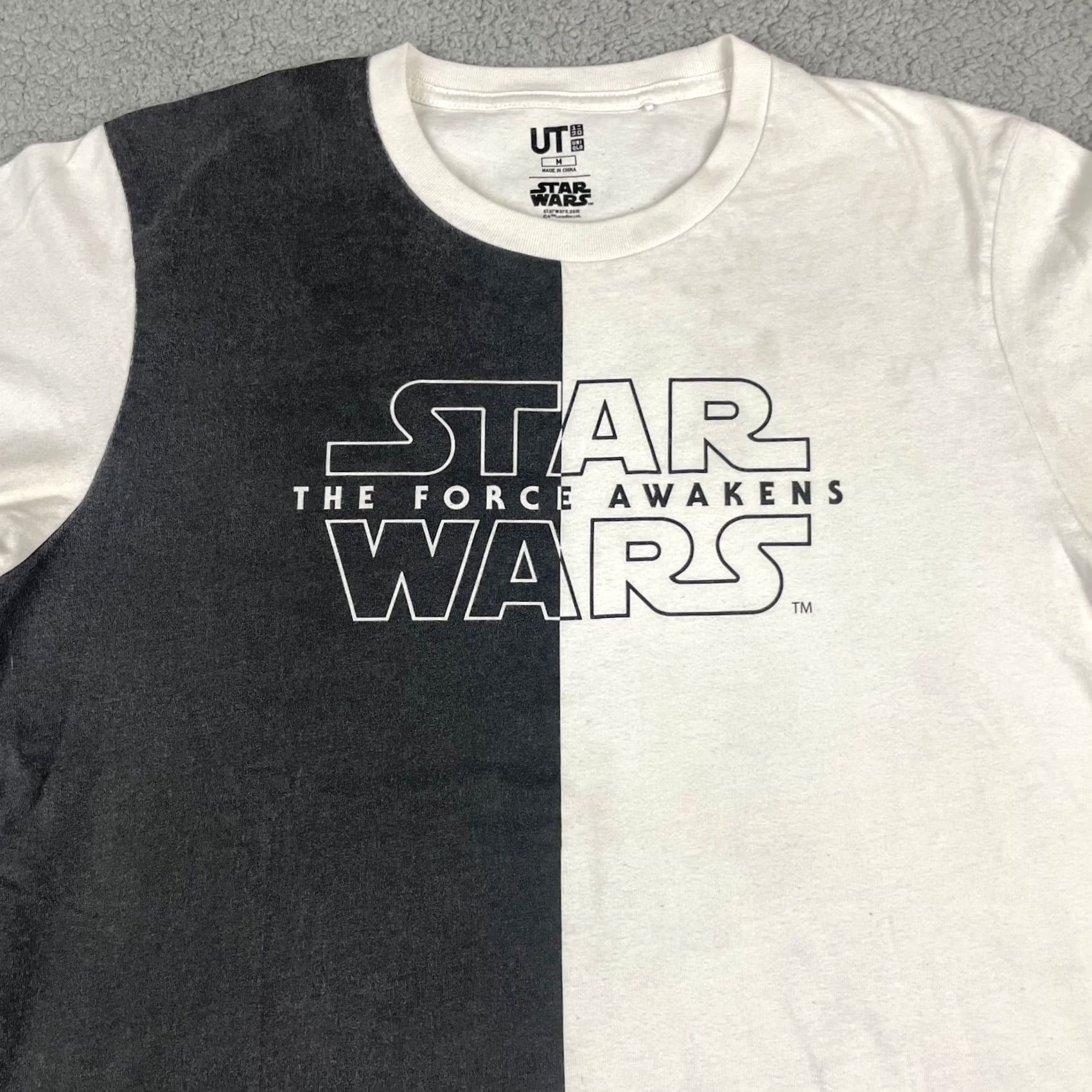 Uniqlo Uniqlo Star Wars T-Shirt Adult Medium Black White Graphic Force Awakens Tshirt Mens Regular Crew Neck Short Sleeve Multicolor Disney 90s? Size US M / EU 48-50 / 2 - 2 Thumbnail