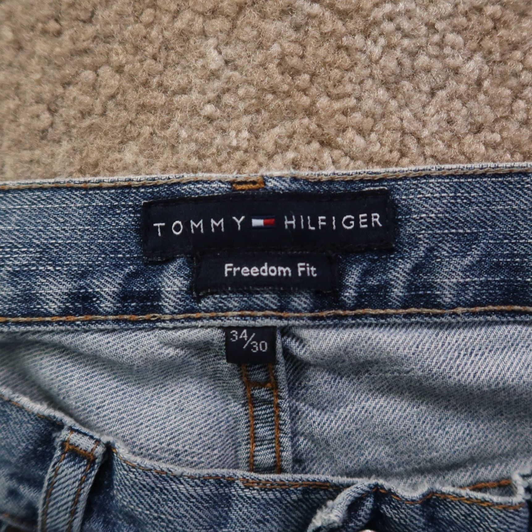 Tommy Hilfiger Tommy Hilfiger relaxed Jeans Men 34x30 Blue Distressed Denim Straight 5-Pocket Zip Button Vintage: No 80s 90s Theme Mens Jeans Size US 34 / EU 50 - 3 Thumbnail