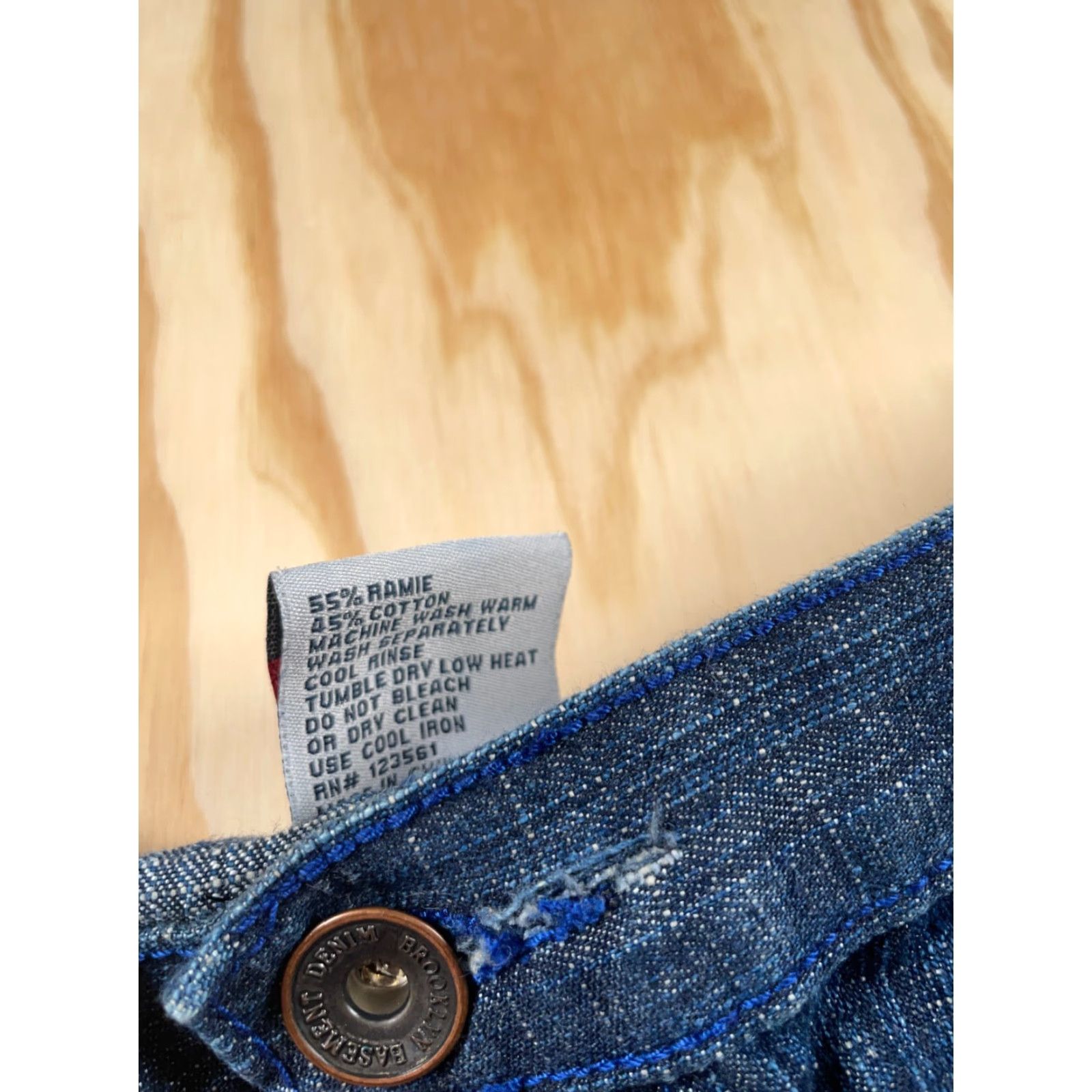 Vintage VINTAGE Y2K Streetwear Baggy Fit Jean Shorts Men 40 Dark Blue Denim 14" Inseam Casual Size US 44 / EU 60 - 4 Thumbnail