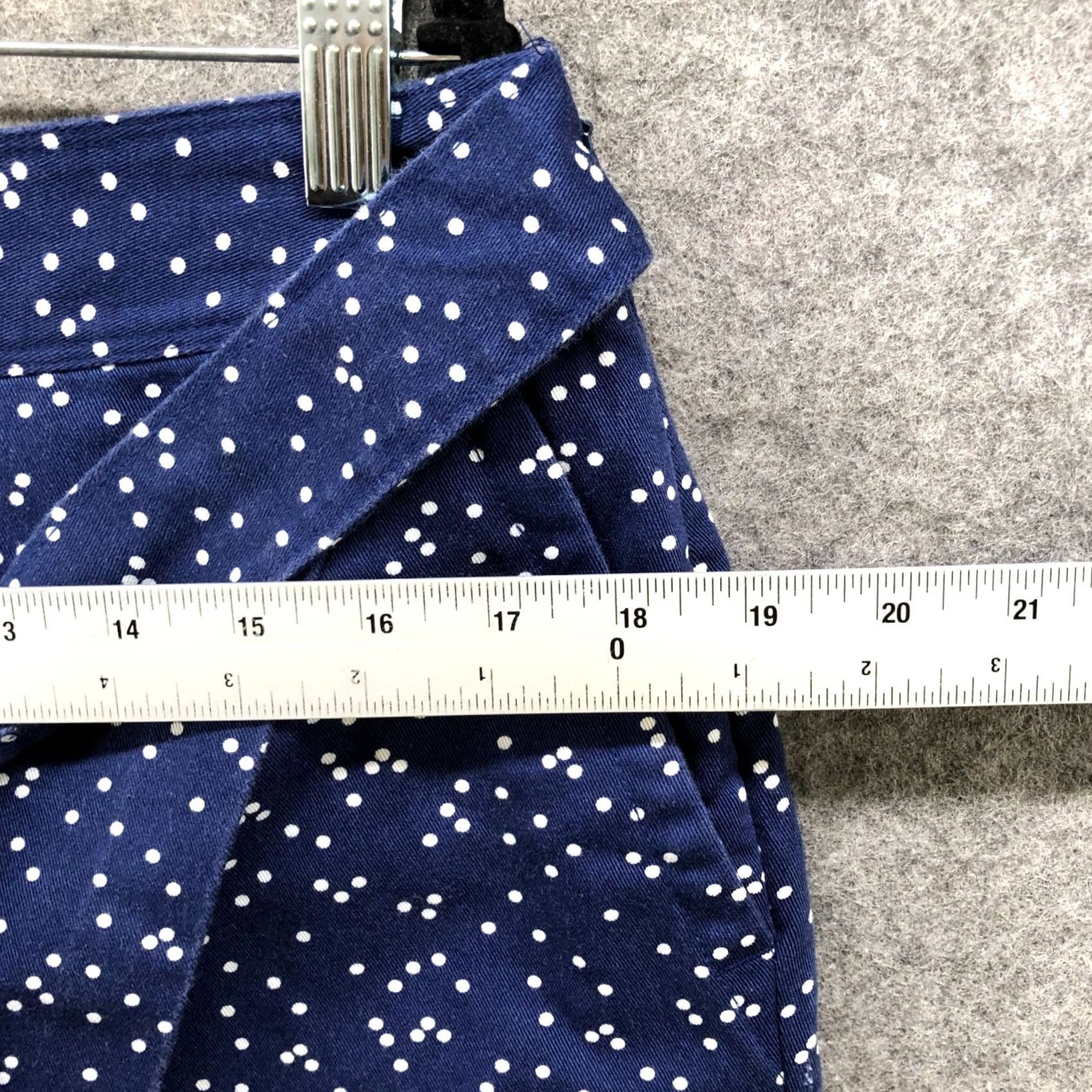 Vineyard Vines NWT Vineyard Vines Skort Womens 6 Blue Polka Dot Tie Waist Asymmetric Faux Wrap Size 28" / US 6 / IT 42 - 7 Thumbnail