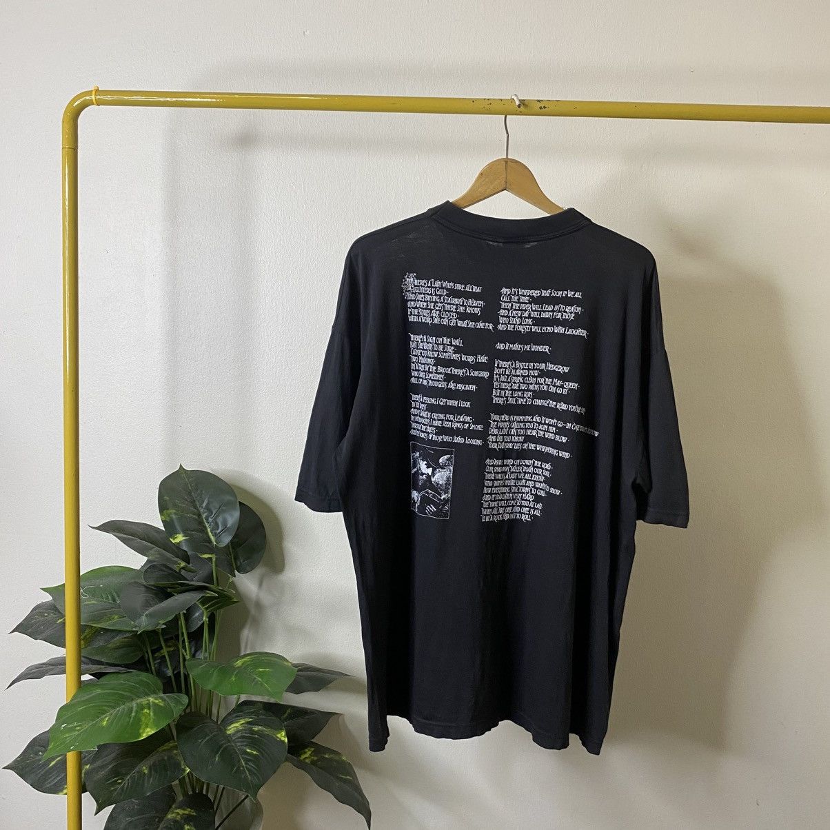 Led Zeppelin 1986 Myth Gem Led Zeppelin Hermit Rare Band T Shirt Size US XXL / EU 58 / 5 - 6 Thumbnail